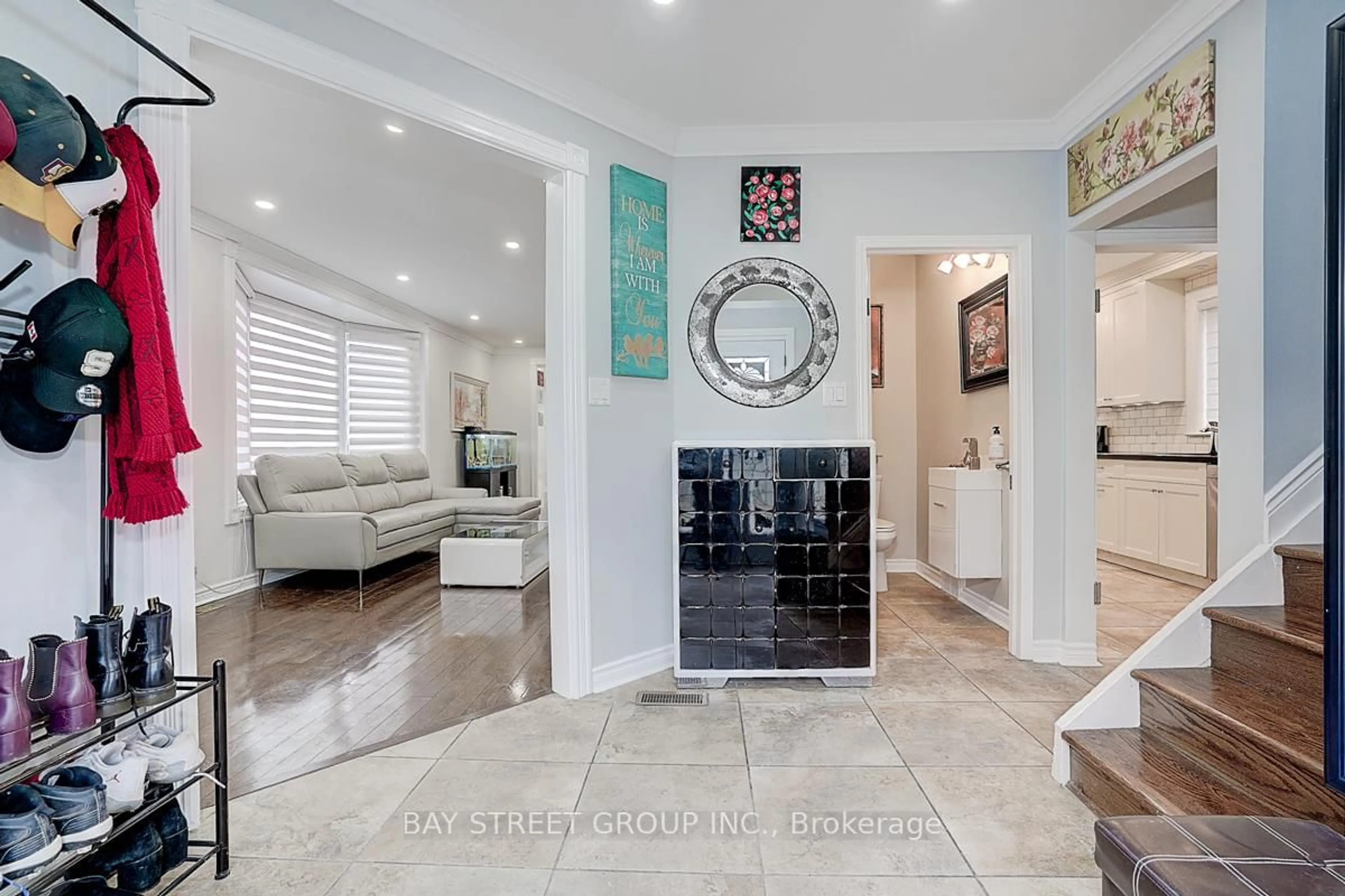 Unknown for 6 Larwood Blvd, Toronto Ontario M1M 2M5