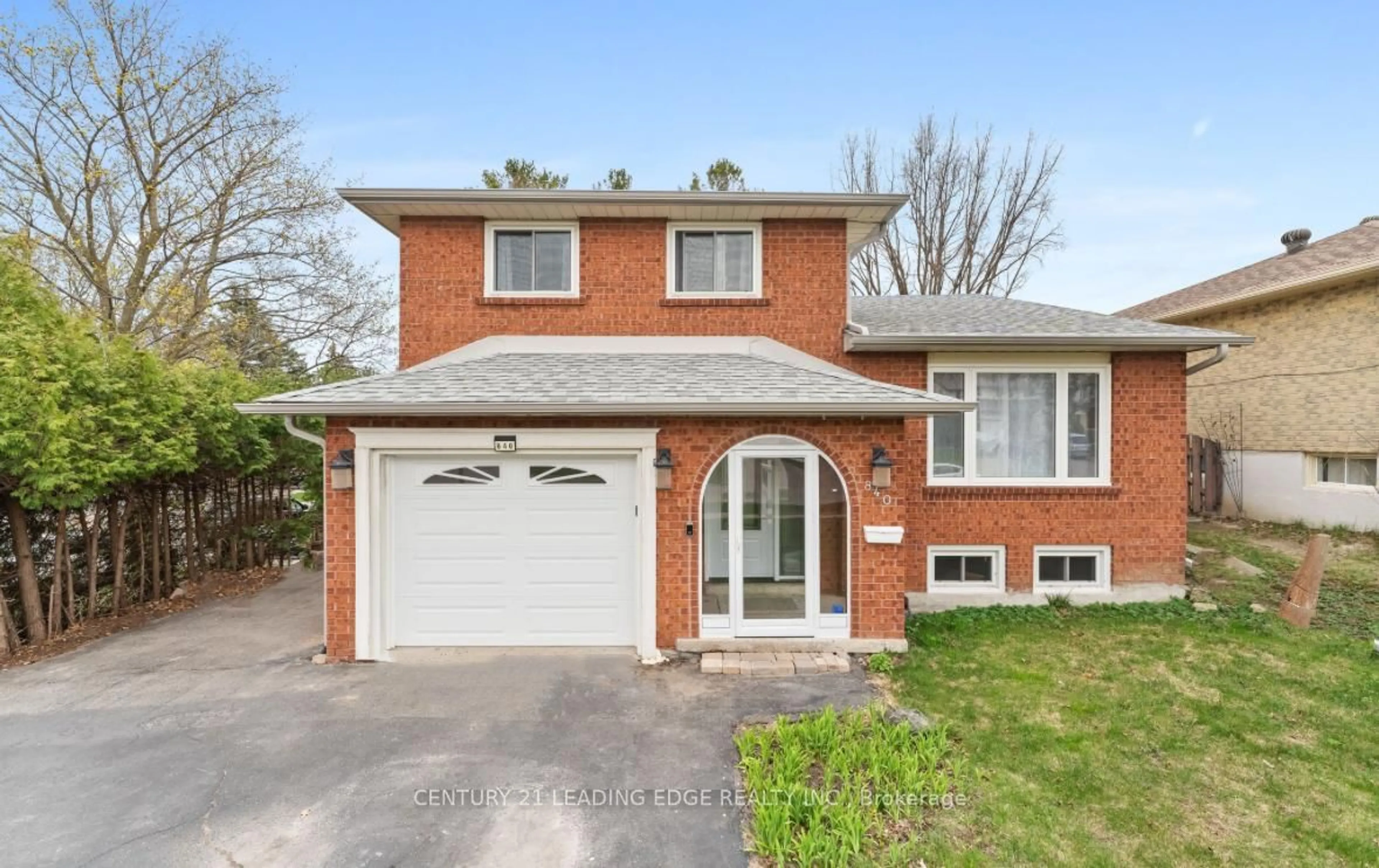 Home with brick exterior material, street for 840 William Booth Cres, Oshawa Ontario L1G 7N4