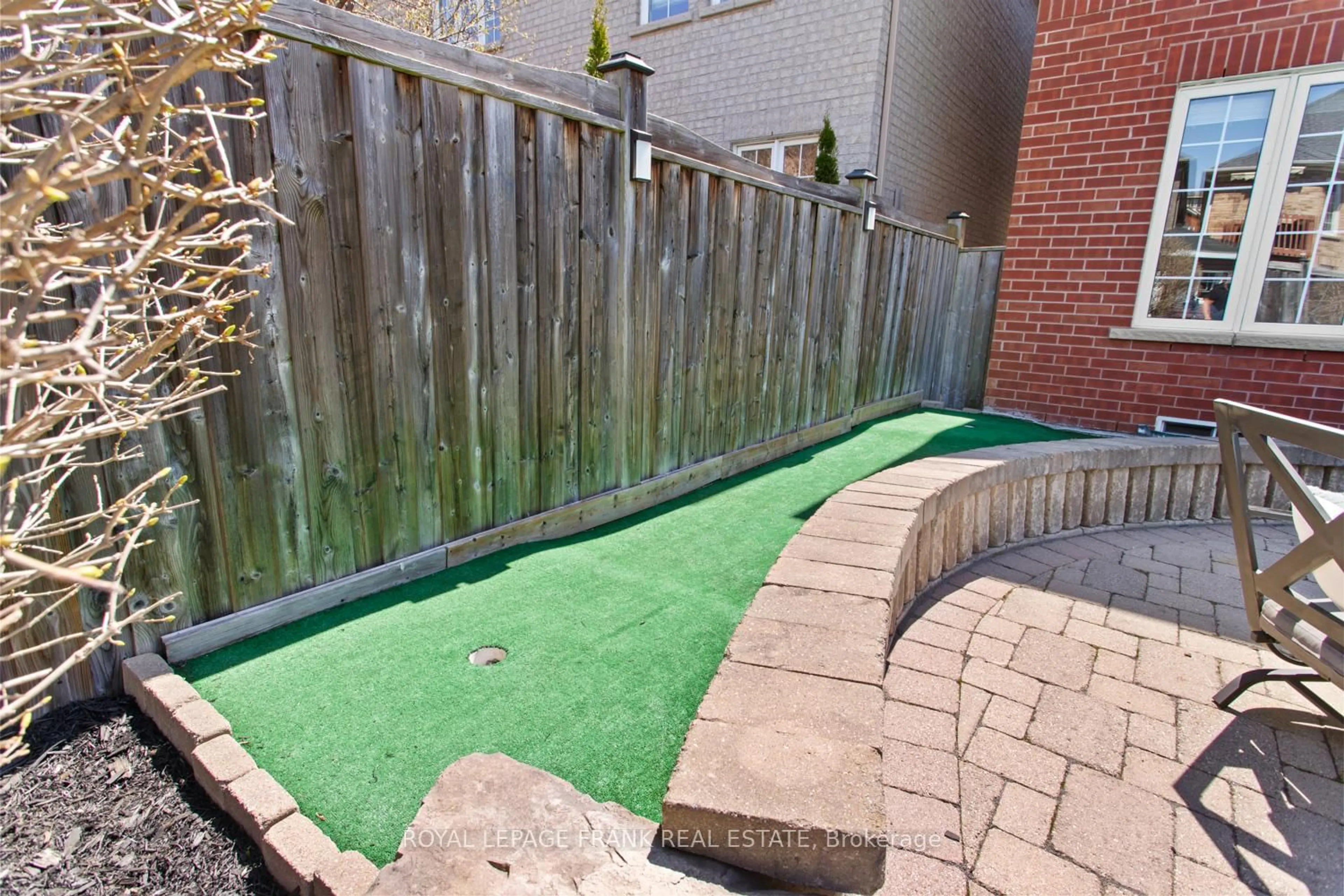 Patio, street for 1053 Copperfield Dr, Oshawa Ontario L1K 3C4