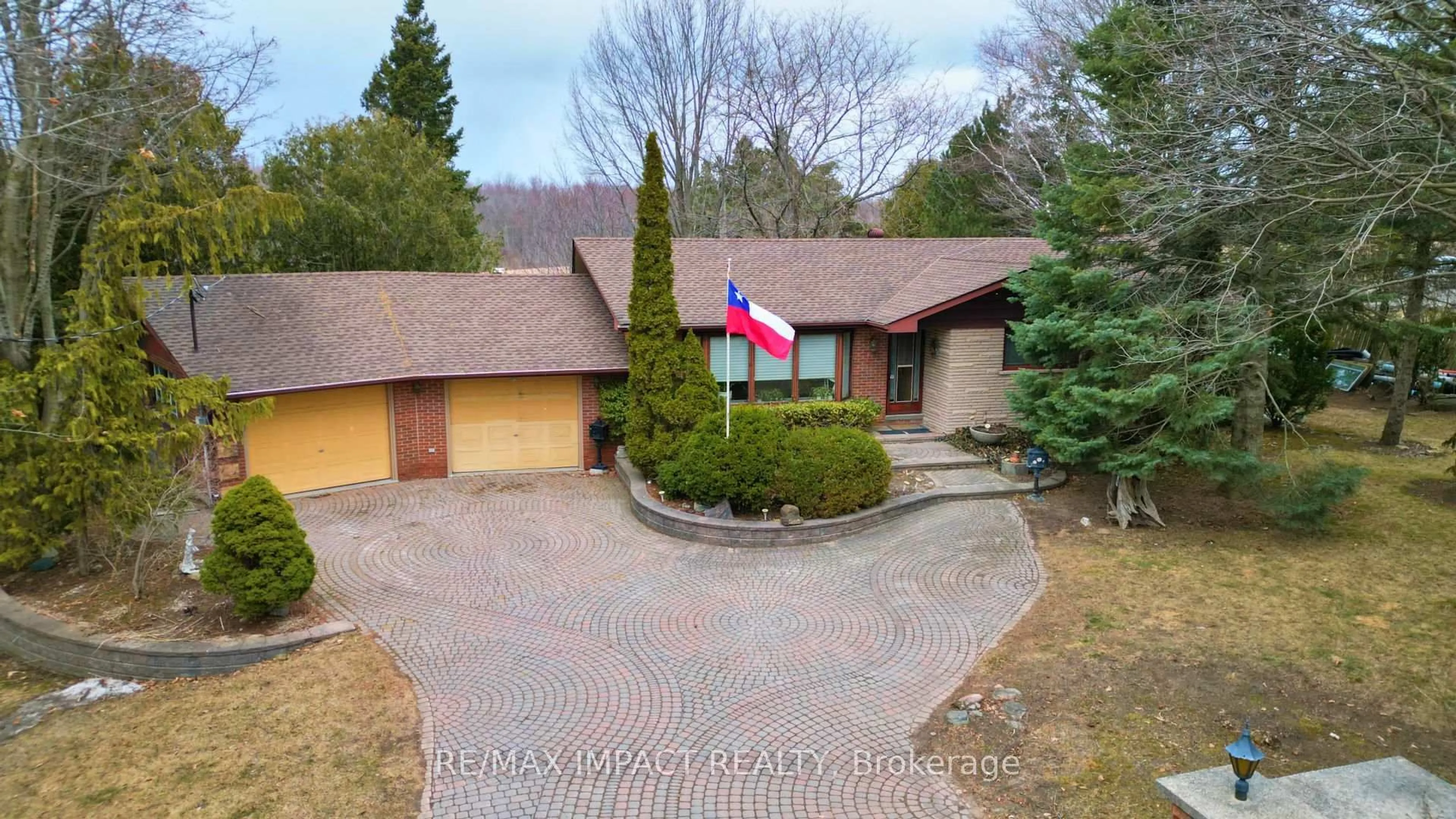 A pic from outside/outdoor area/front of a property/back of a property/a pic from drone, unknown for 2198 Nash Rd, Clarington Ontario L1C 3K4