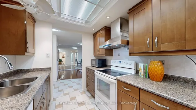 Additional property image - 3151 Bridletowne Circ Unit 1702