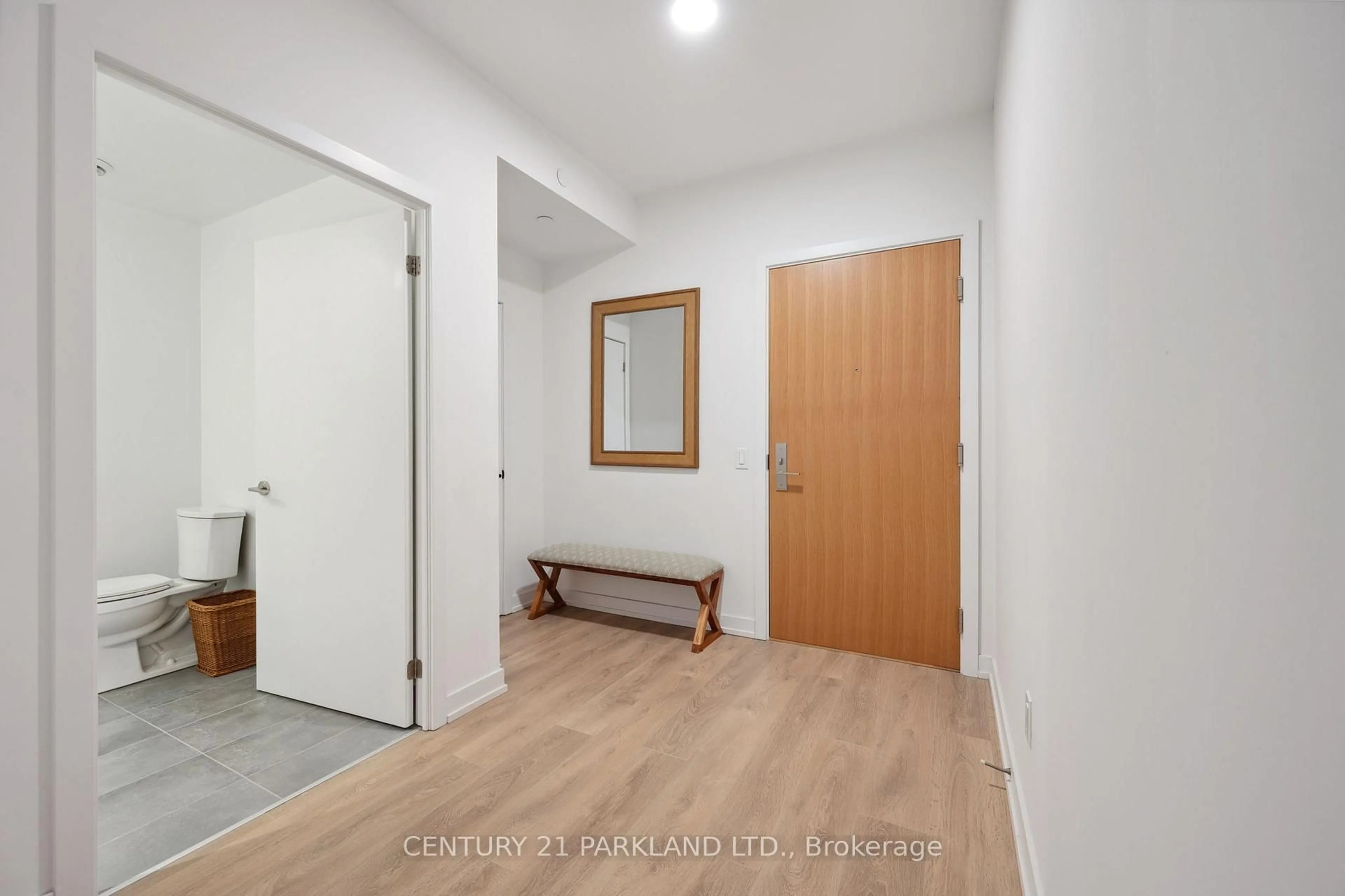 Indoor entryway for 150 Logan Ave #318, Toronto Ontario M4M 0E4