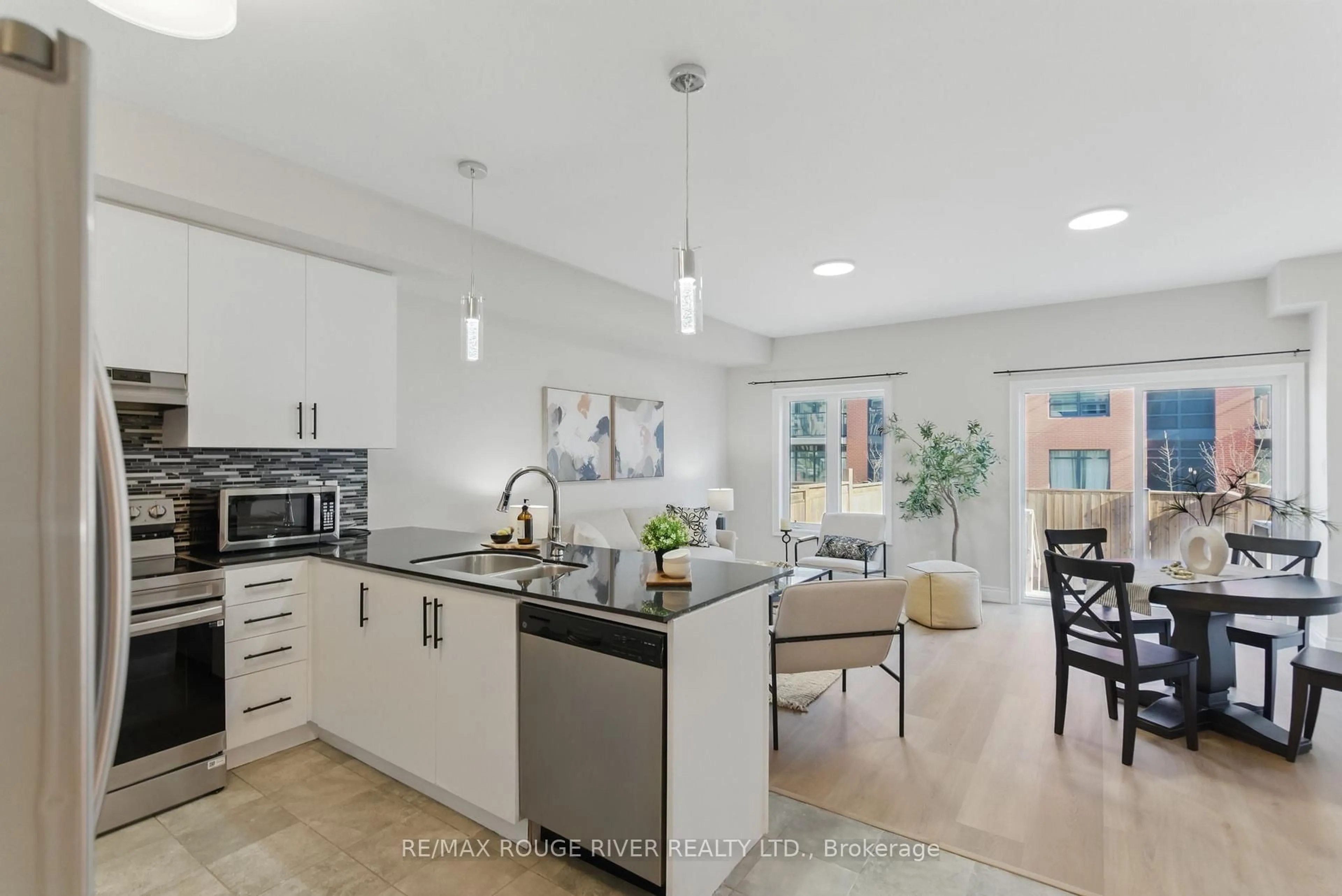 Open concept kitchen, ceramic/tile floor for 4 Prospect Way, Whitby Ontario L1N 0L4