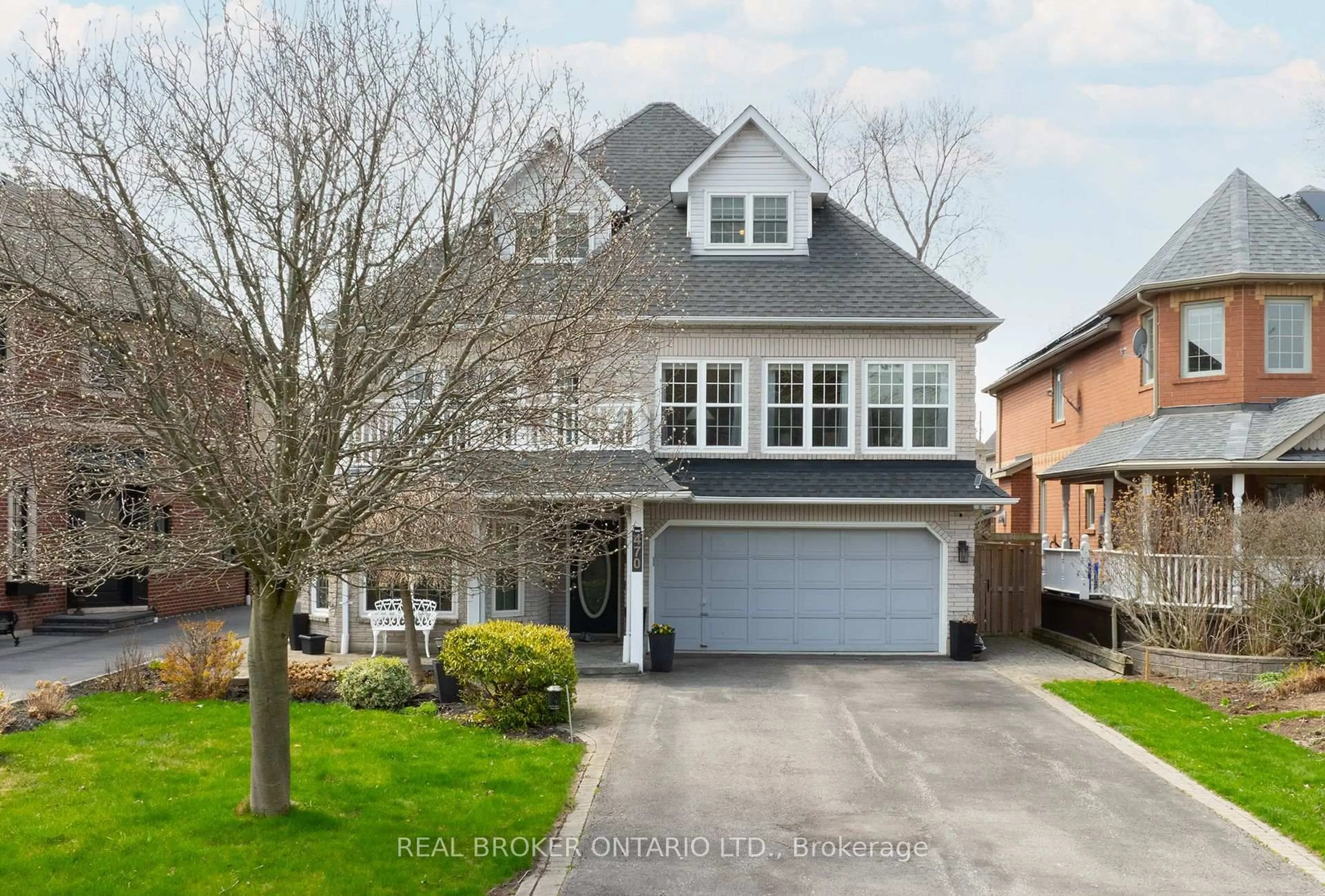 Home with brick exterior material, street for 470 Poplar Ave, Ajax Ontario L1S 1E8
