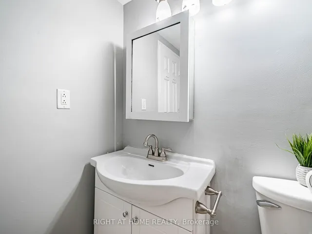 Additional image 18 of 1 Massey Sq Unit 1208