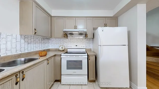 Additional property image - 435 Middlefield Rd Unit 47