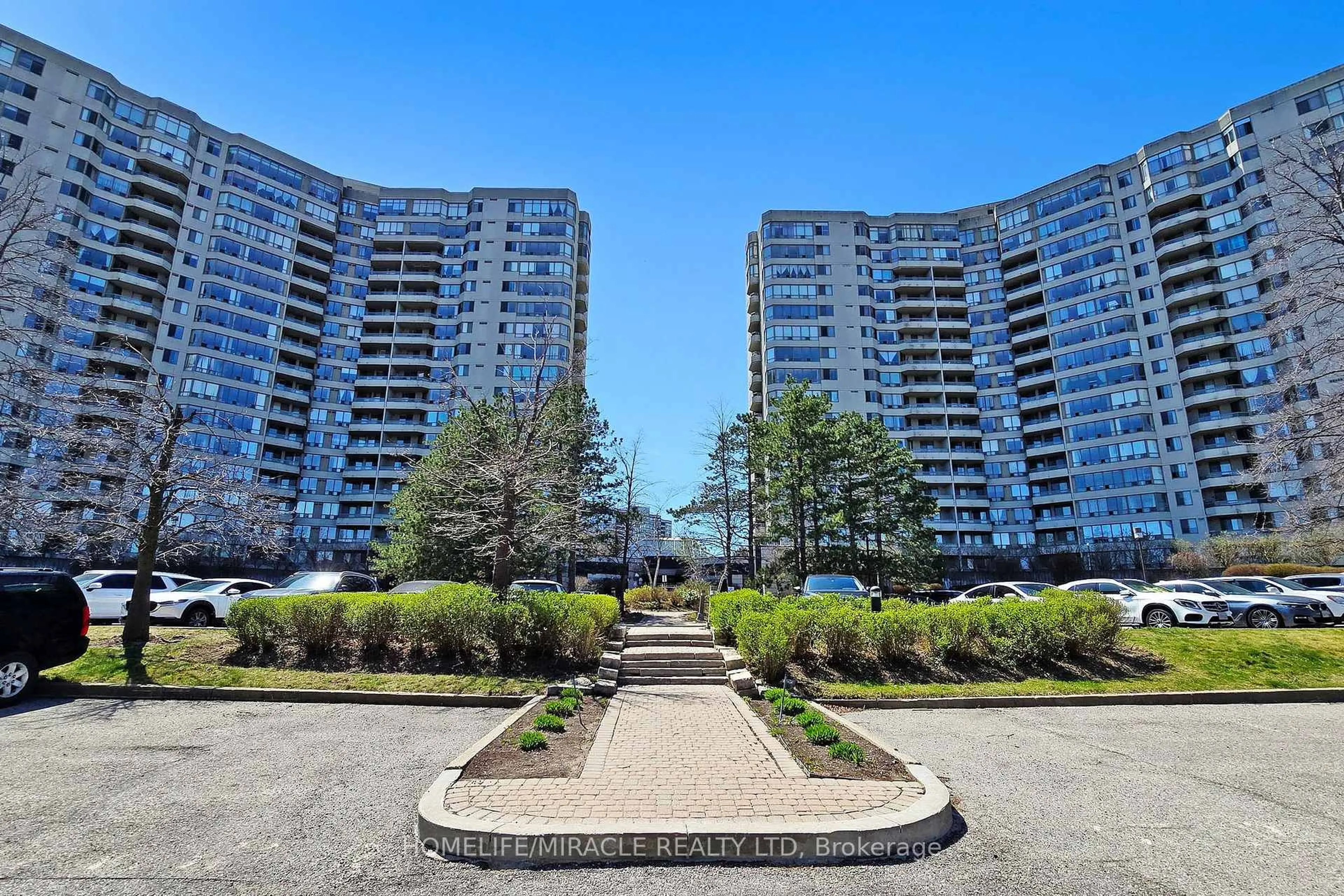 Unknown for 160 Alton Towers Circ #209, Toronto Ontario M1V 4X8