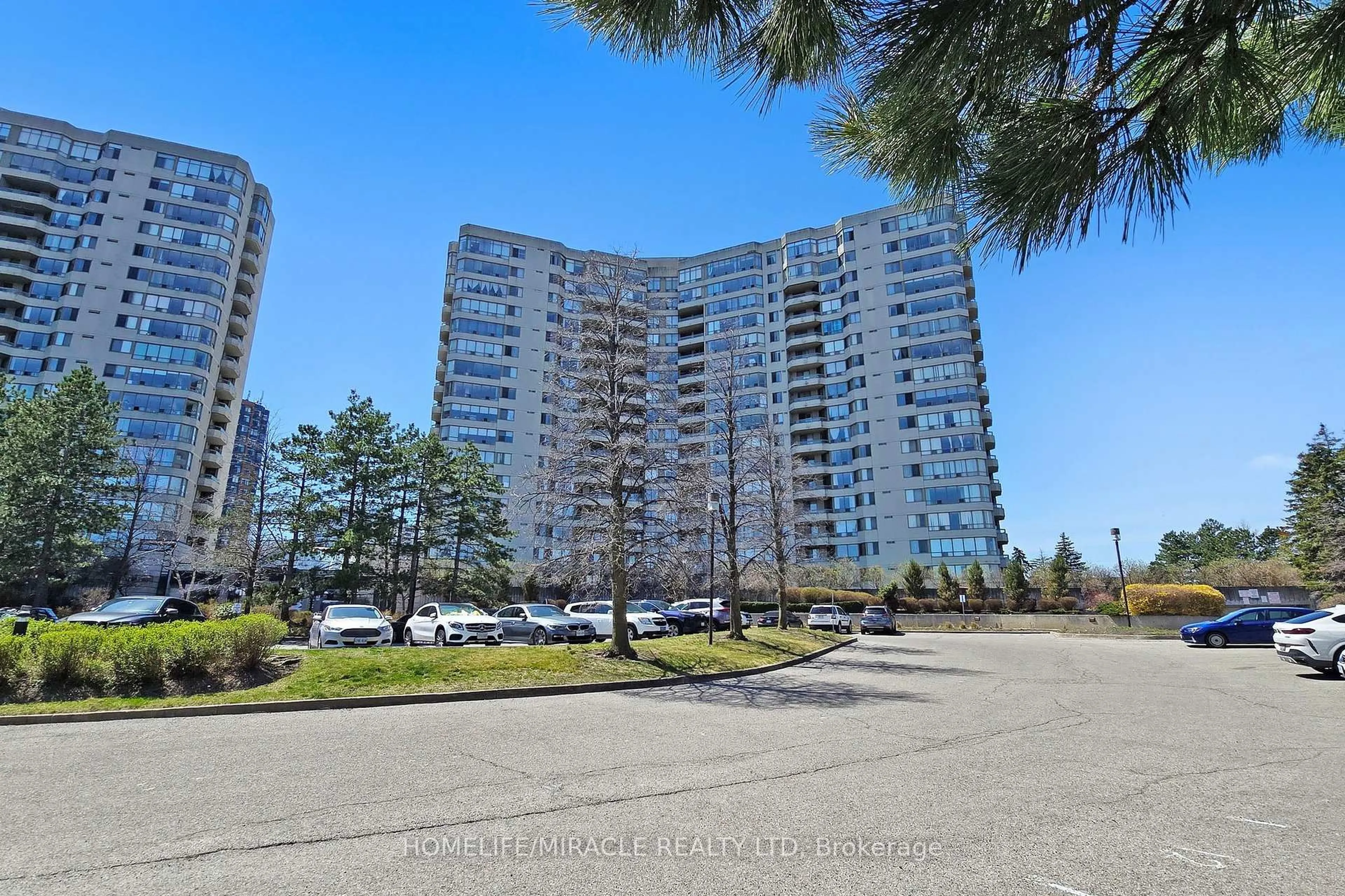 Unknown for 160 Alton Towers Circ #209, Toronto Ontario M1V 4X8