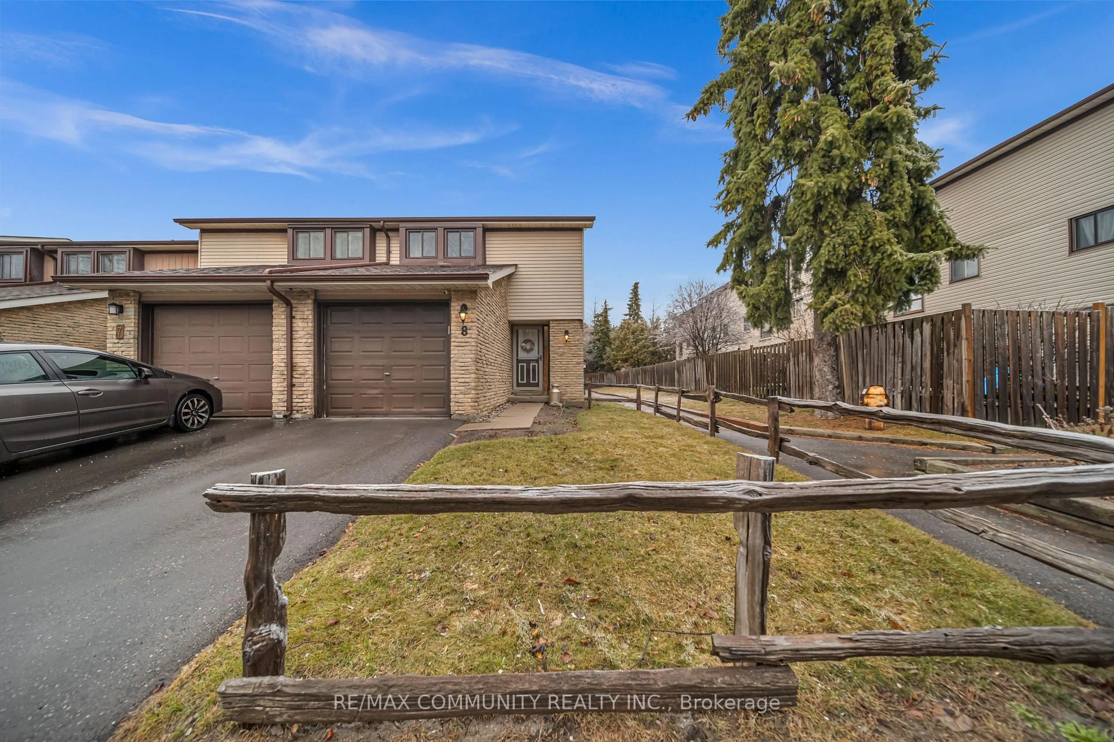 Unknown for 221 Ormond Dr #E8, Oshawa Ontario L1G 6T7