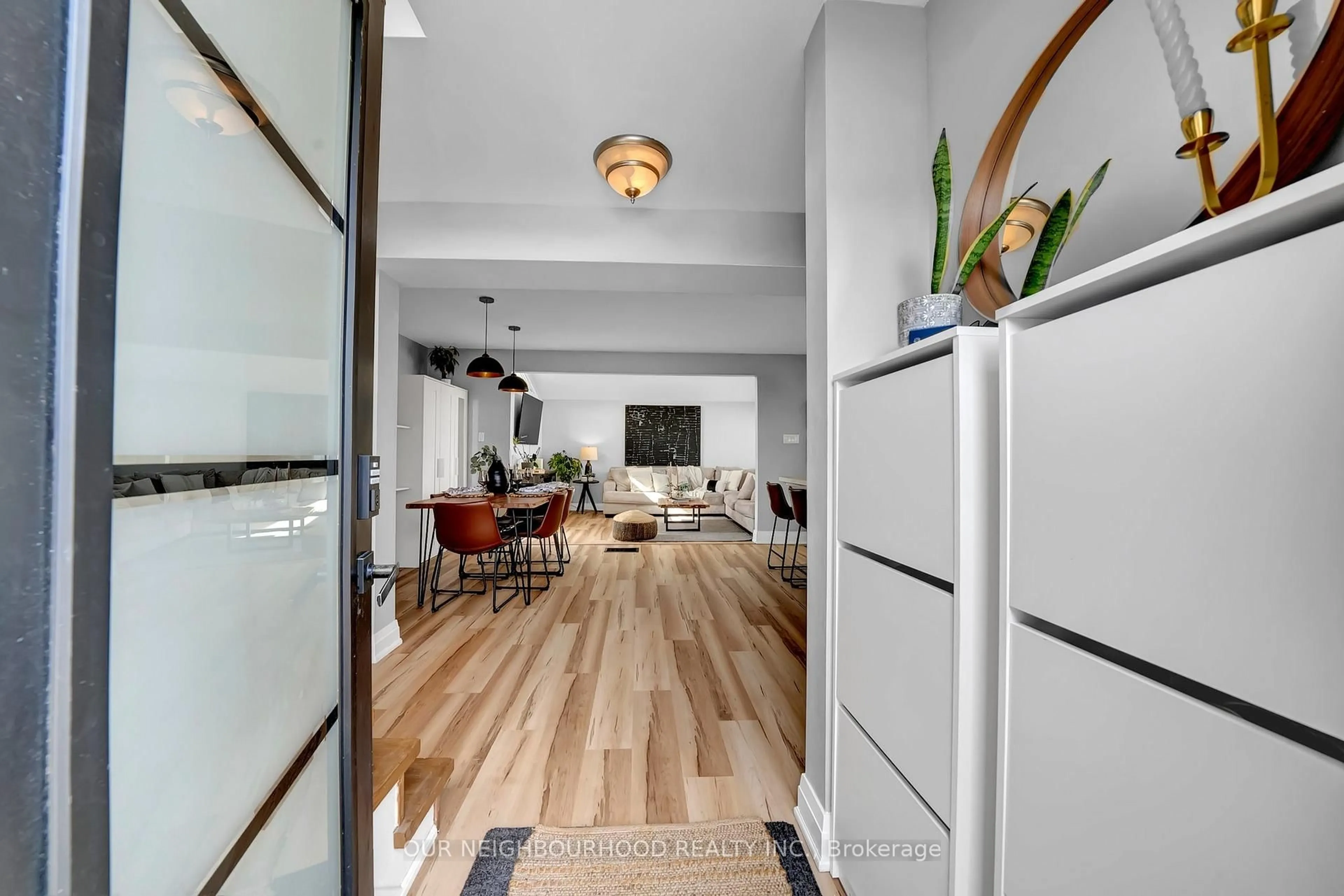 Indoor entryway for 56 Lucas Lane, Ajax Ontario L1S 3P8