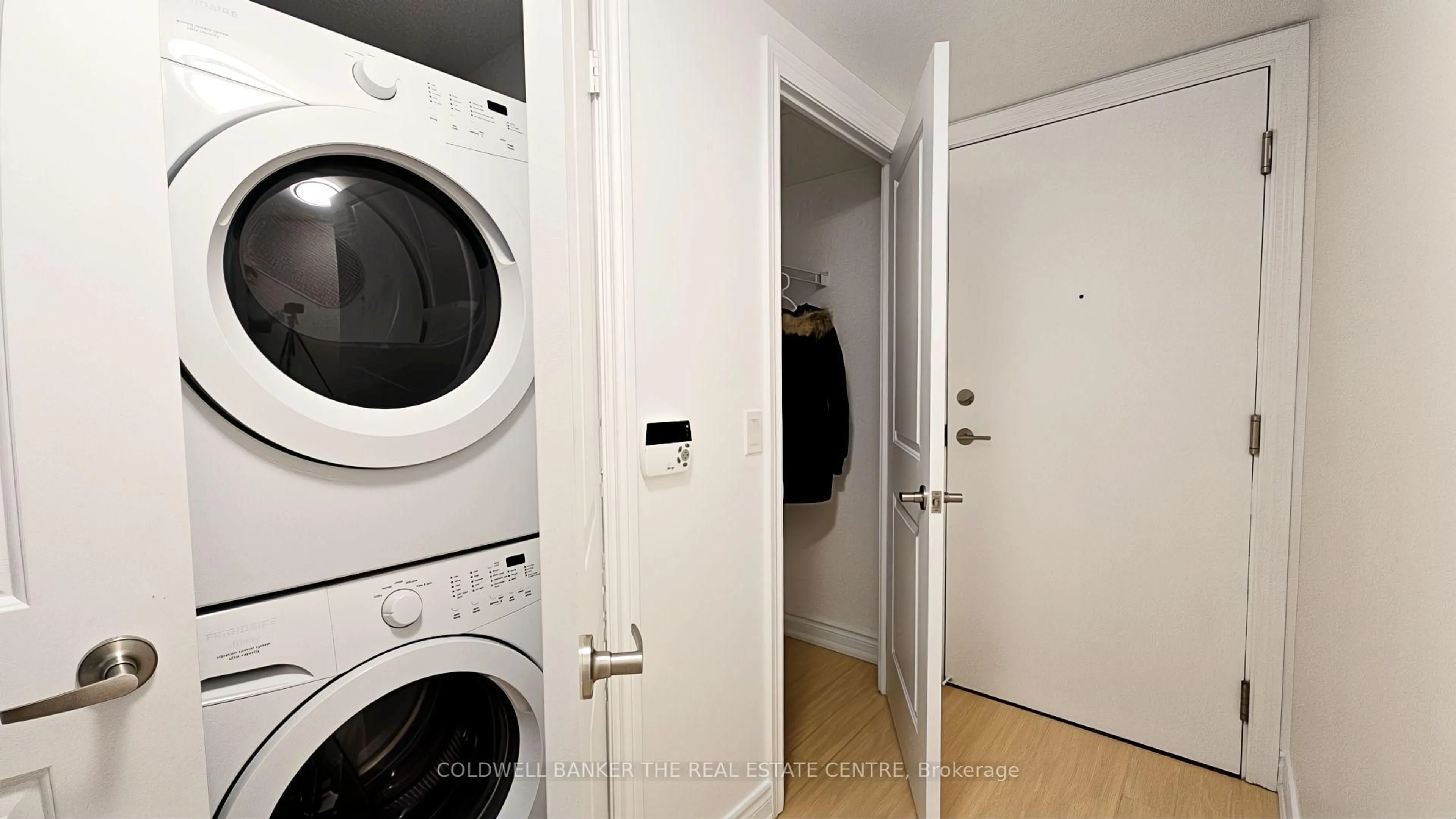 Laundry room for 50 Town Centre Crt #2910, Toronto Ontario M1P 0A9