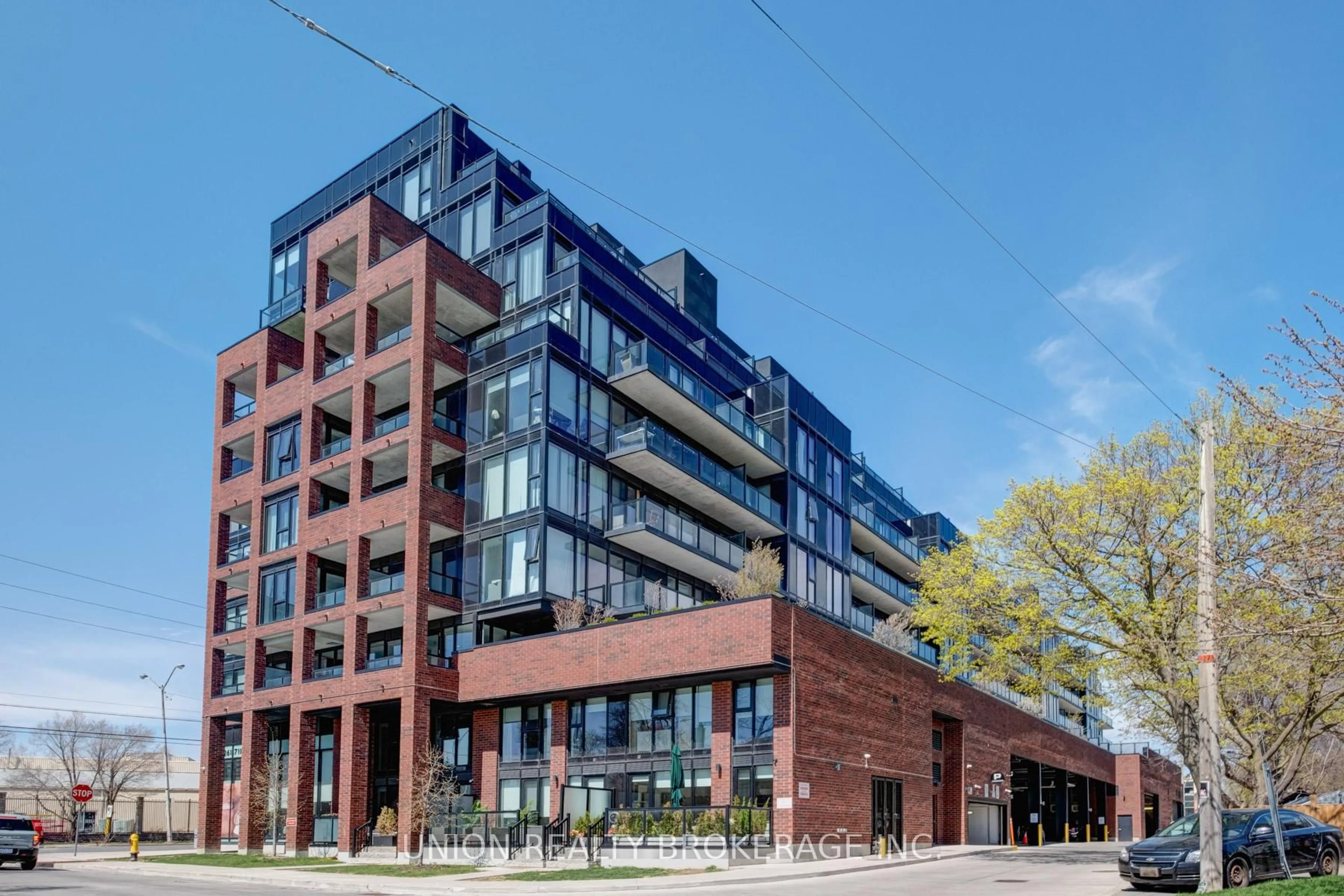 Home with brick exterior material, building for 2799 Kingston Rd #610, Toronto Ontario M1M 0E3