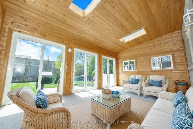 Additional property image - 229 Invergordon Ave
