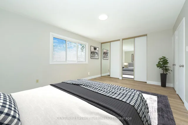 Additional property image - 229 Invergordon Ave