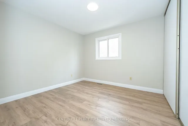 Additional property image - 229 Invergordon Ave