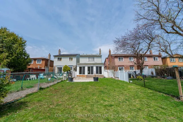 Additional property image - 229 Invergordon Ave