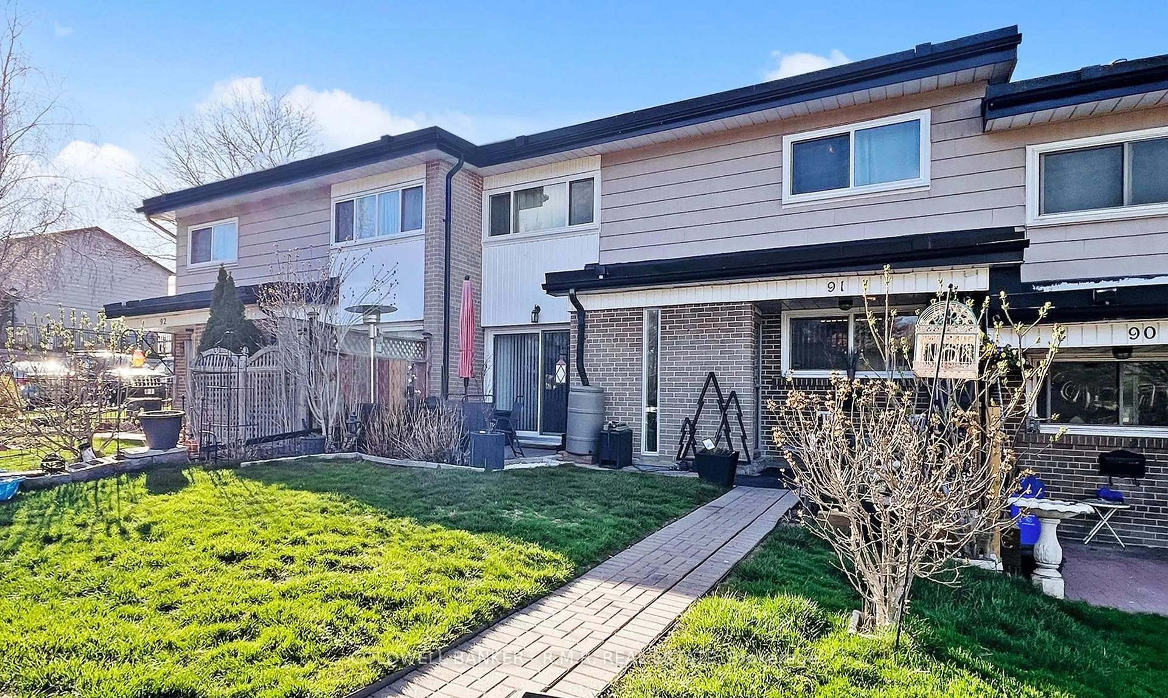 Unknown for 925 Bayly St #91, Pickering Ontario L1W 1L4