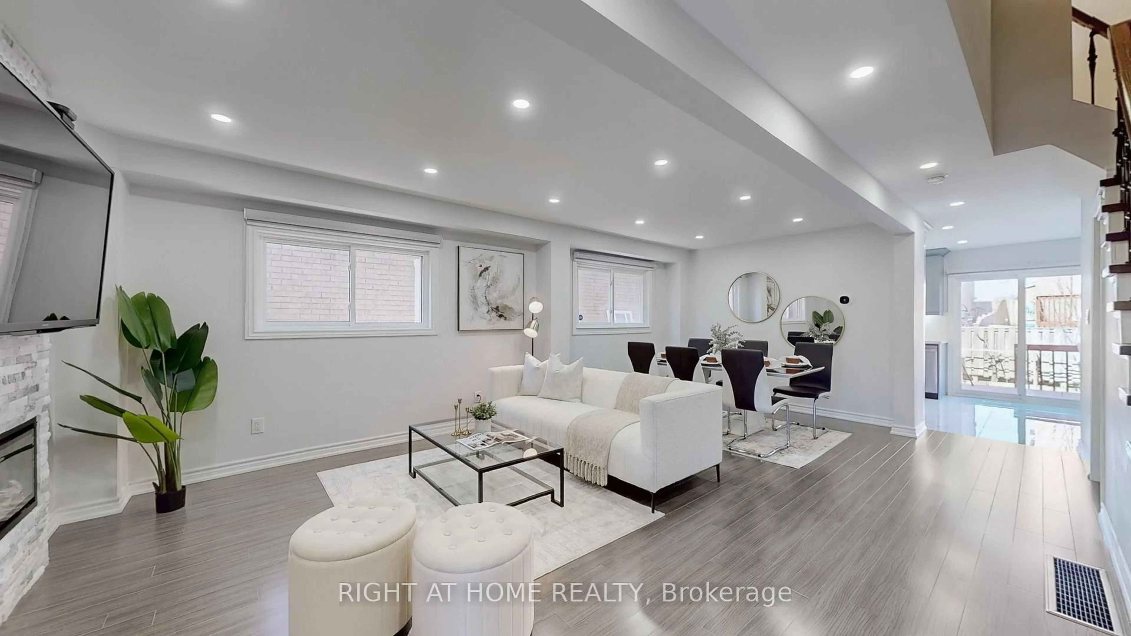 Living room with furniture, unknown for 38 Ponymill Dr, Toronto Ontario M1V 2Y1