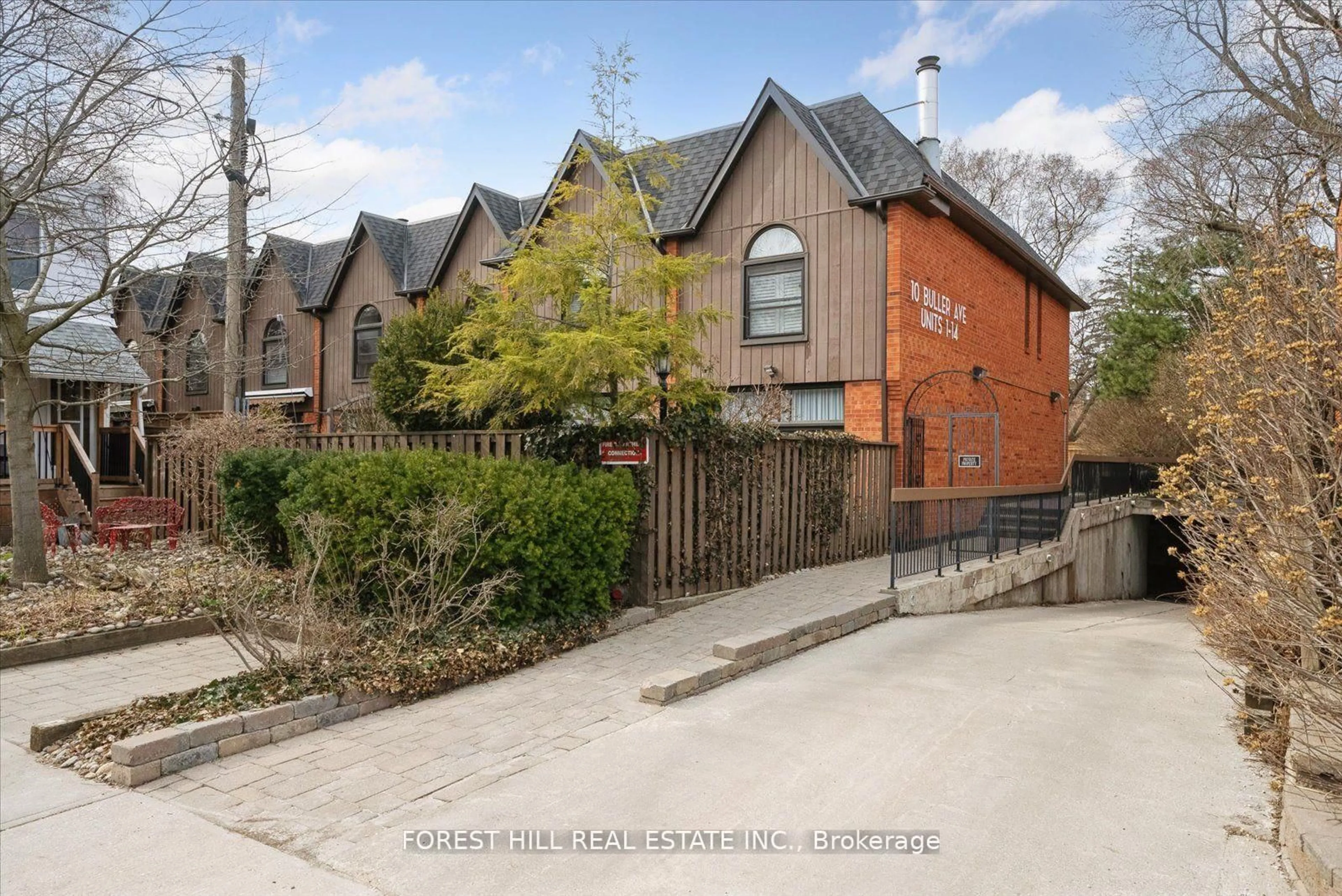 A pic from outside/outdoor area/front of a property/back of a property/a pic from drone, street for 10 Buller Ave #Th3, Toronto Ontario M4L 1C1