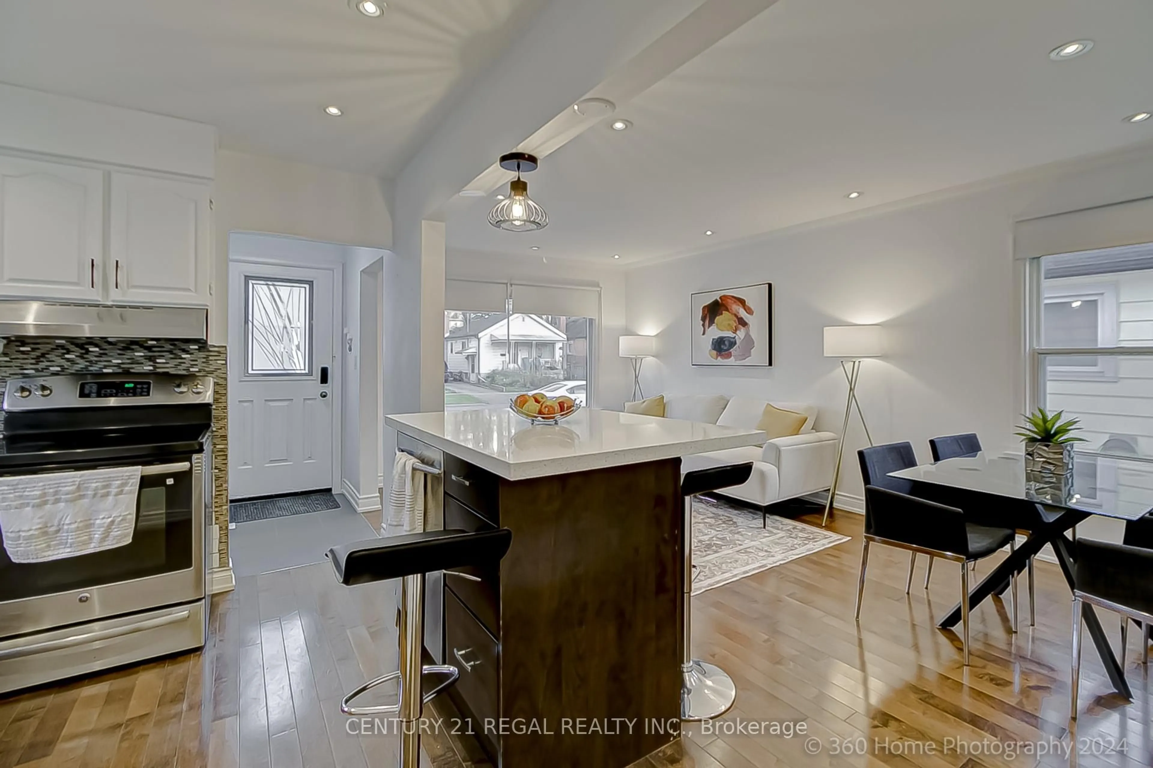 Open concept kitchen, unknown for 8 Bexhill Ave, Toronto Ontario M1L 3B4