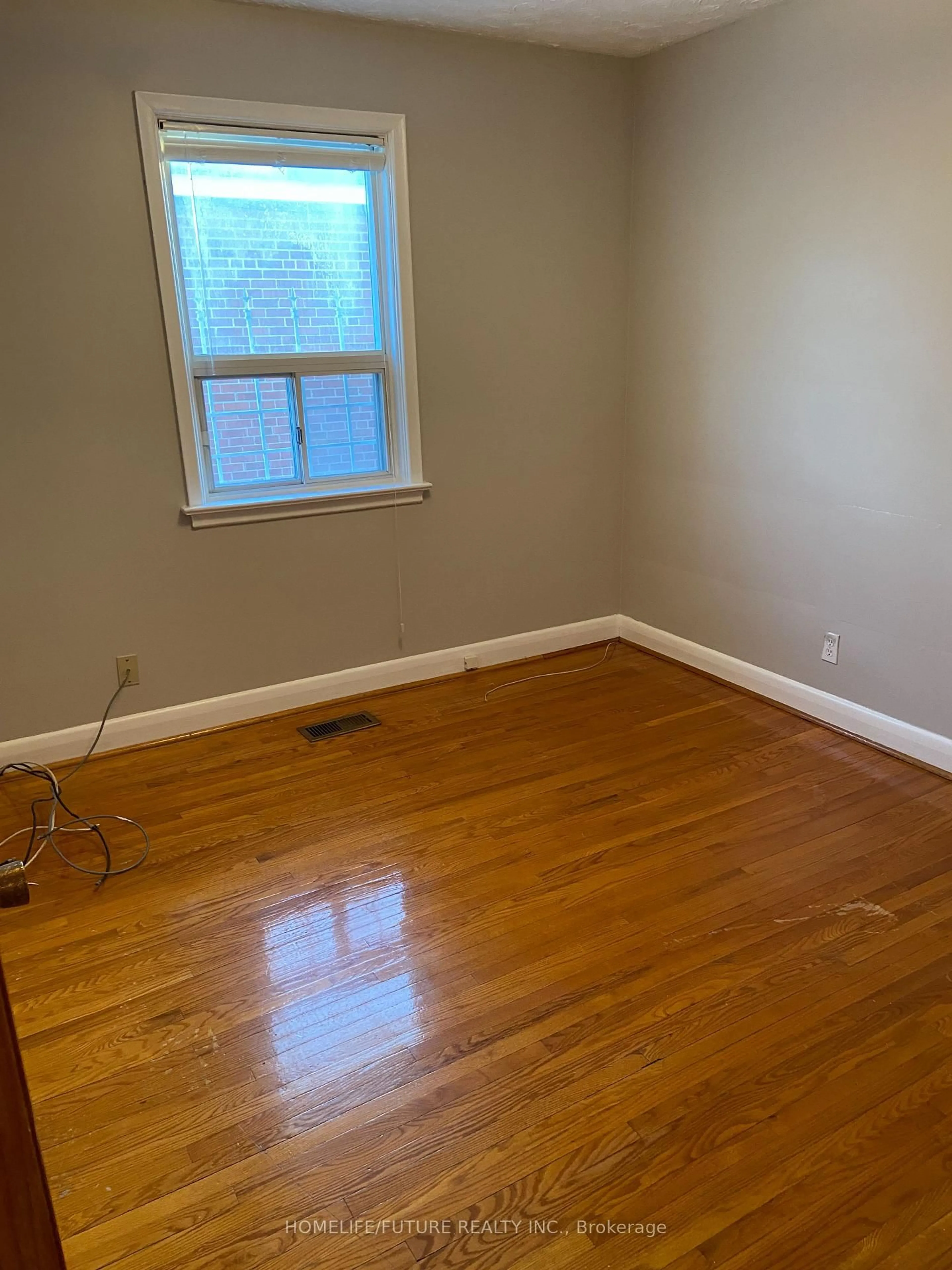 A pic of a room for 16 Silvio Ave, Toronto Ontario M1K 1V2