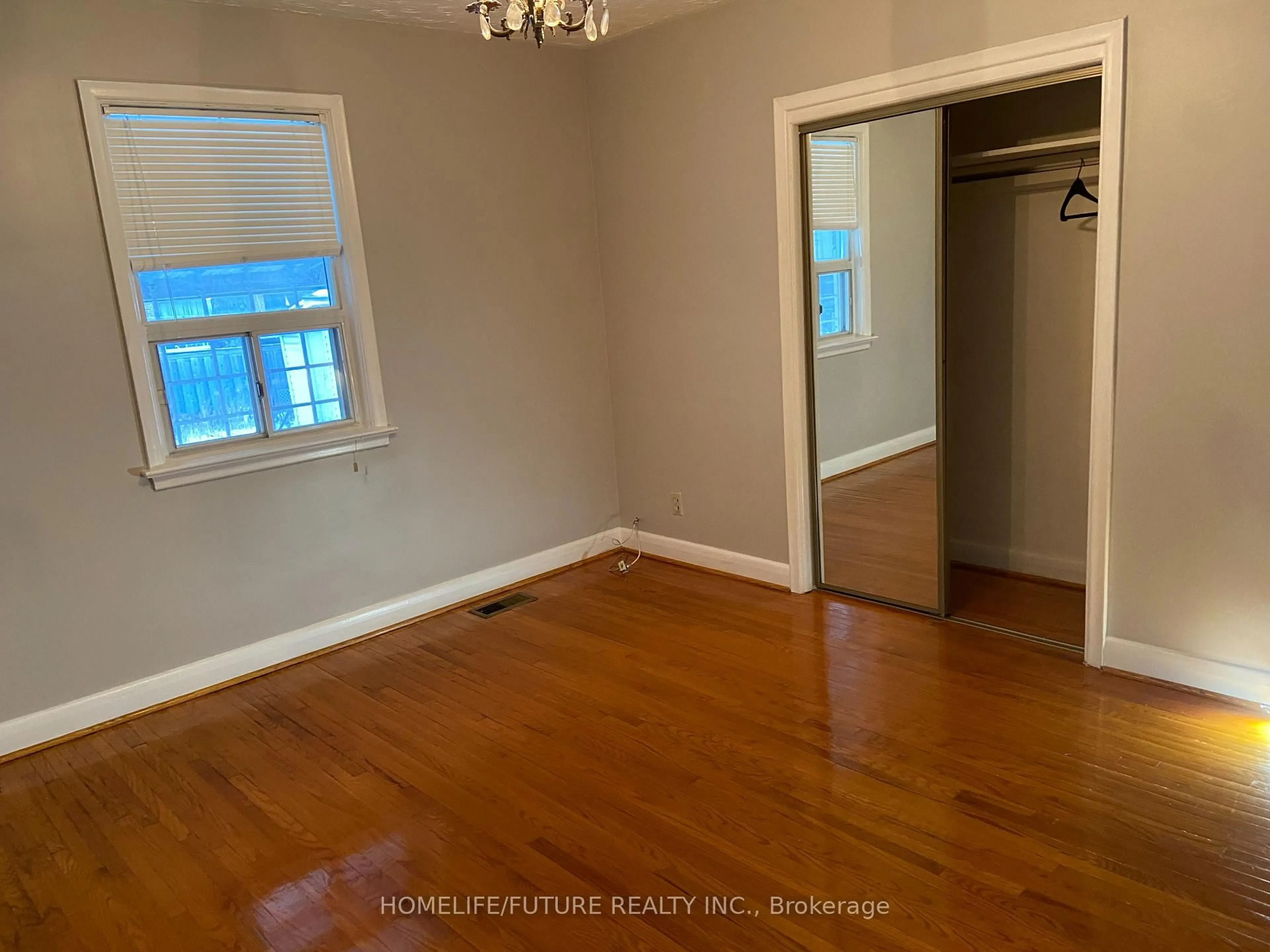 A pic of a room for 16 Silvio Ave, Toronto Ontario M1K 1V2