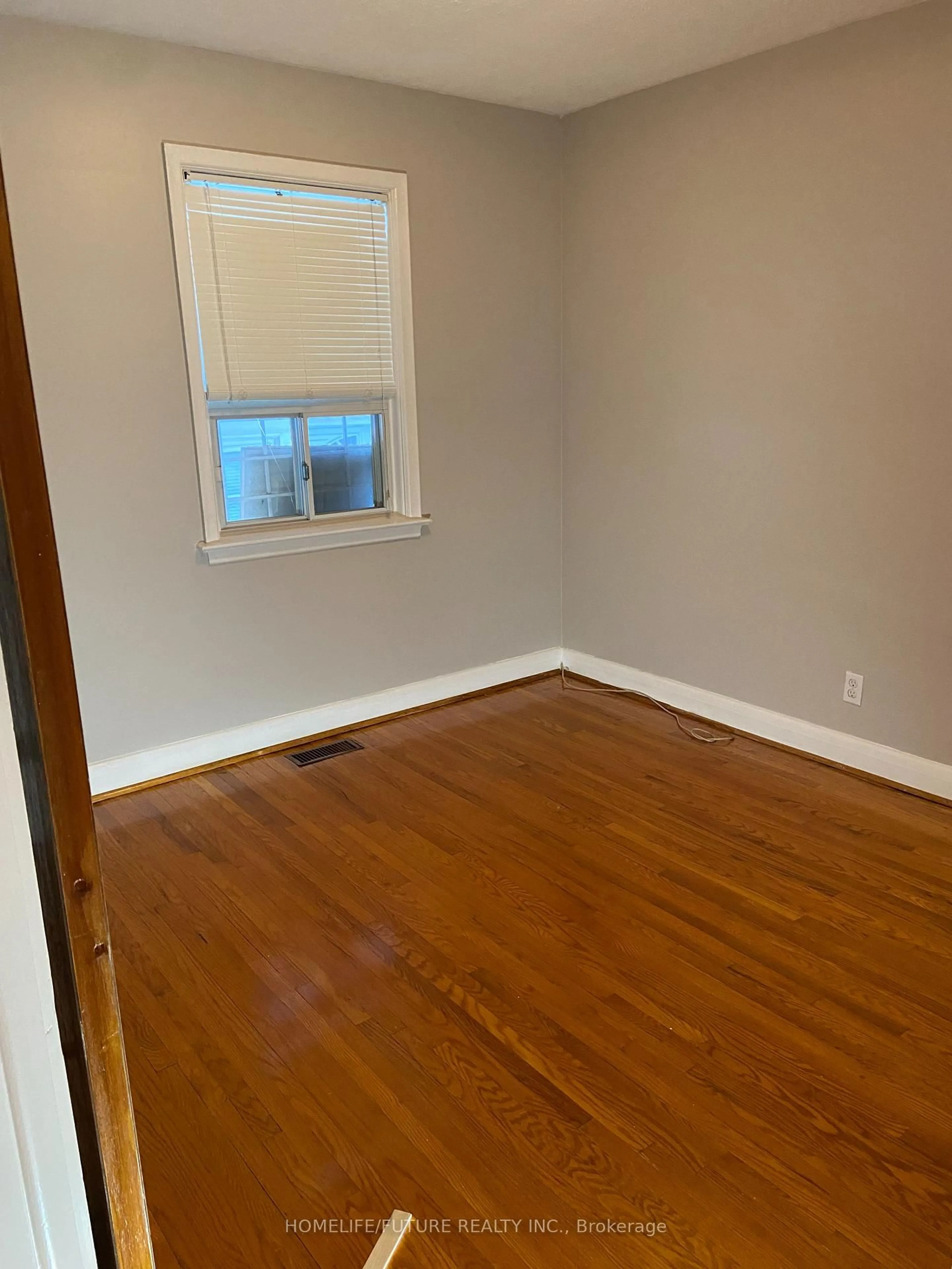 A pic of a room for 16 Silvio Ave, Toronto Ontario M1K 1V2