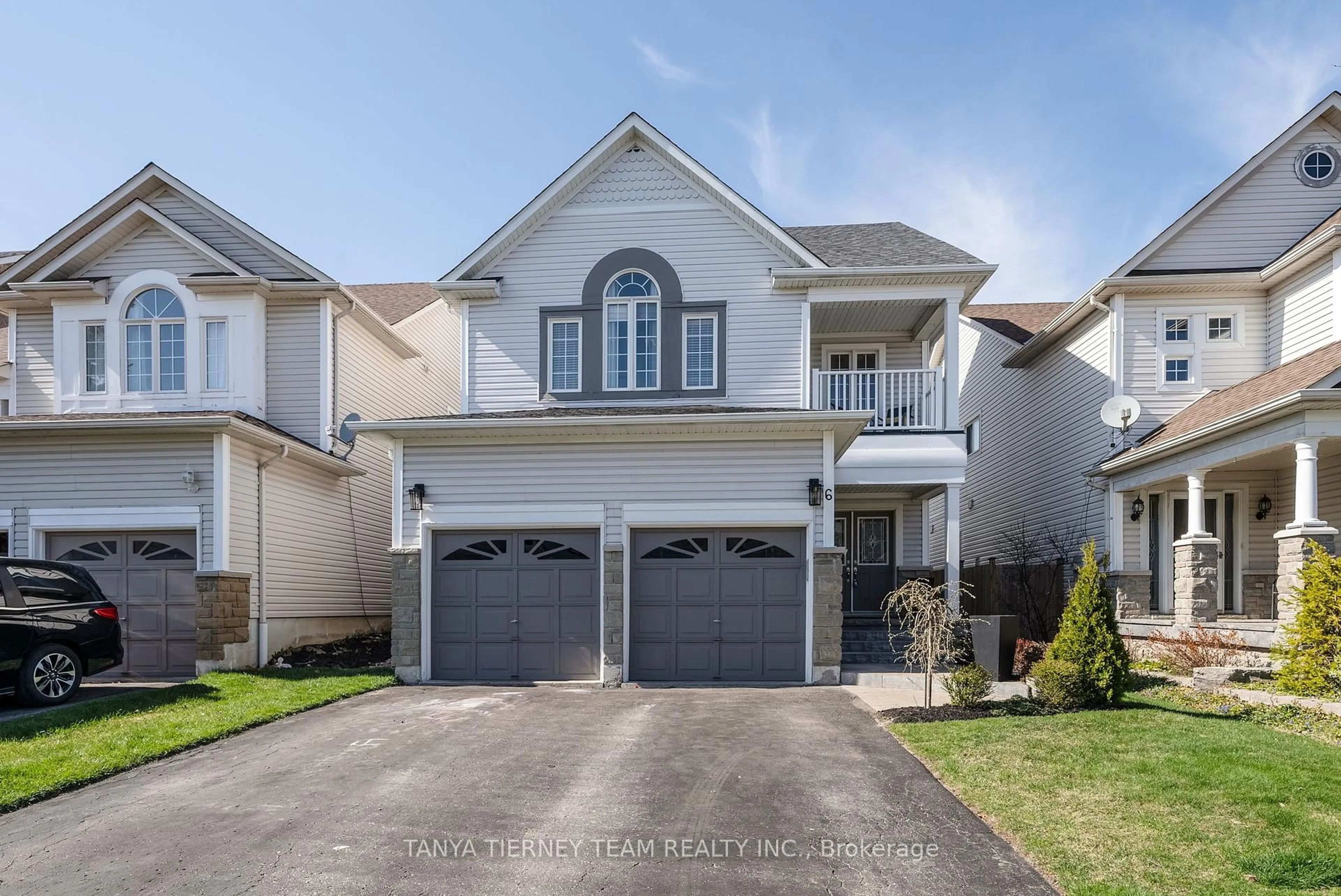 Home with vinyl exterior material, street for 6 Mikayla Cres, Whitby Ontario L1M 2H8