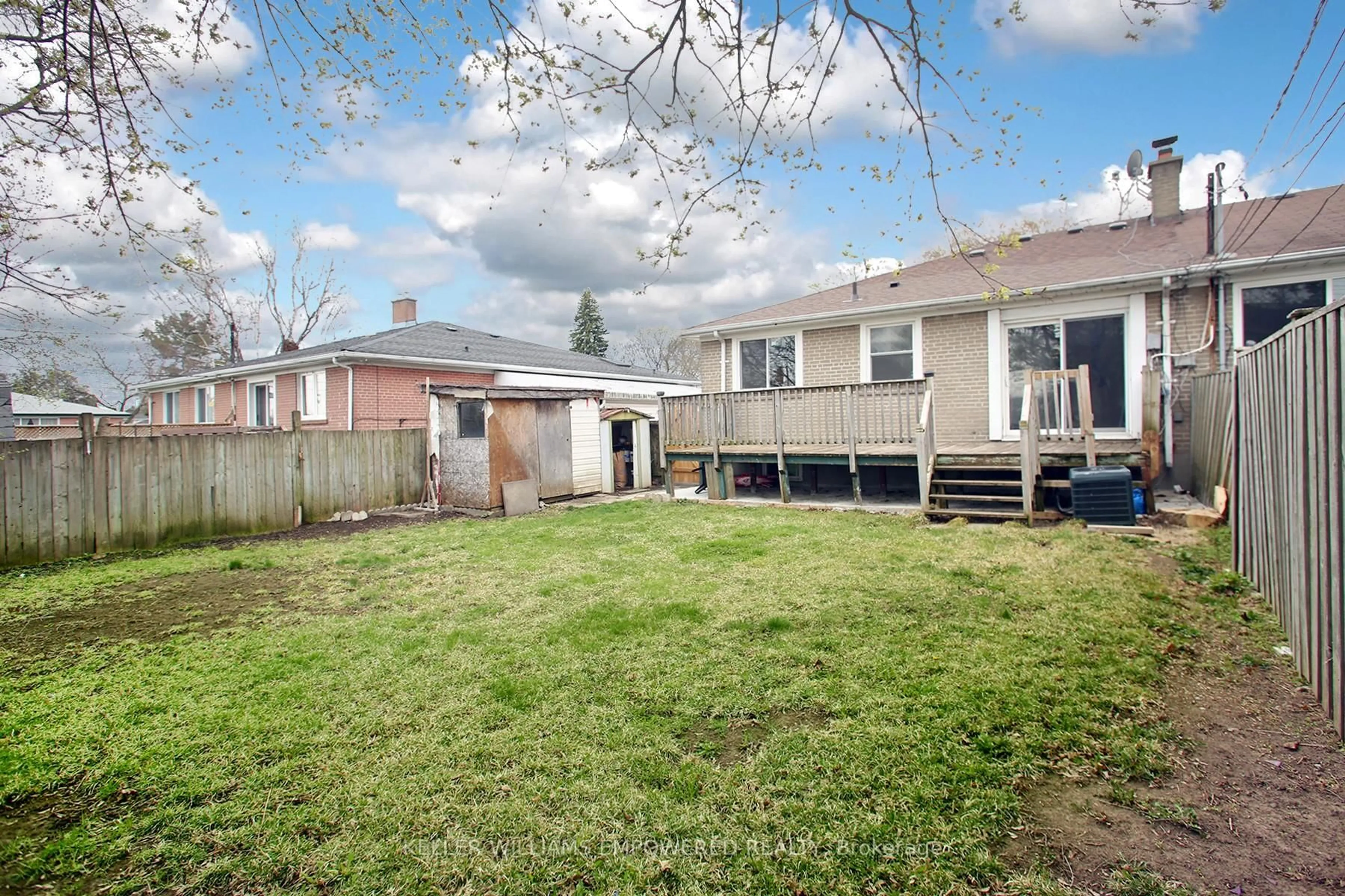 Patio, street for 5 Tulloch Dr, Ajax Ontario L1S 2S3