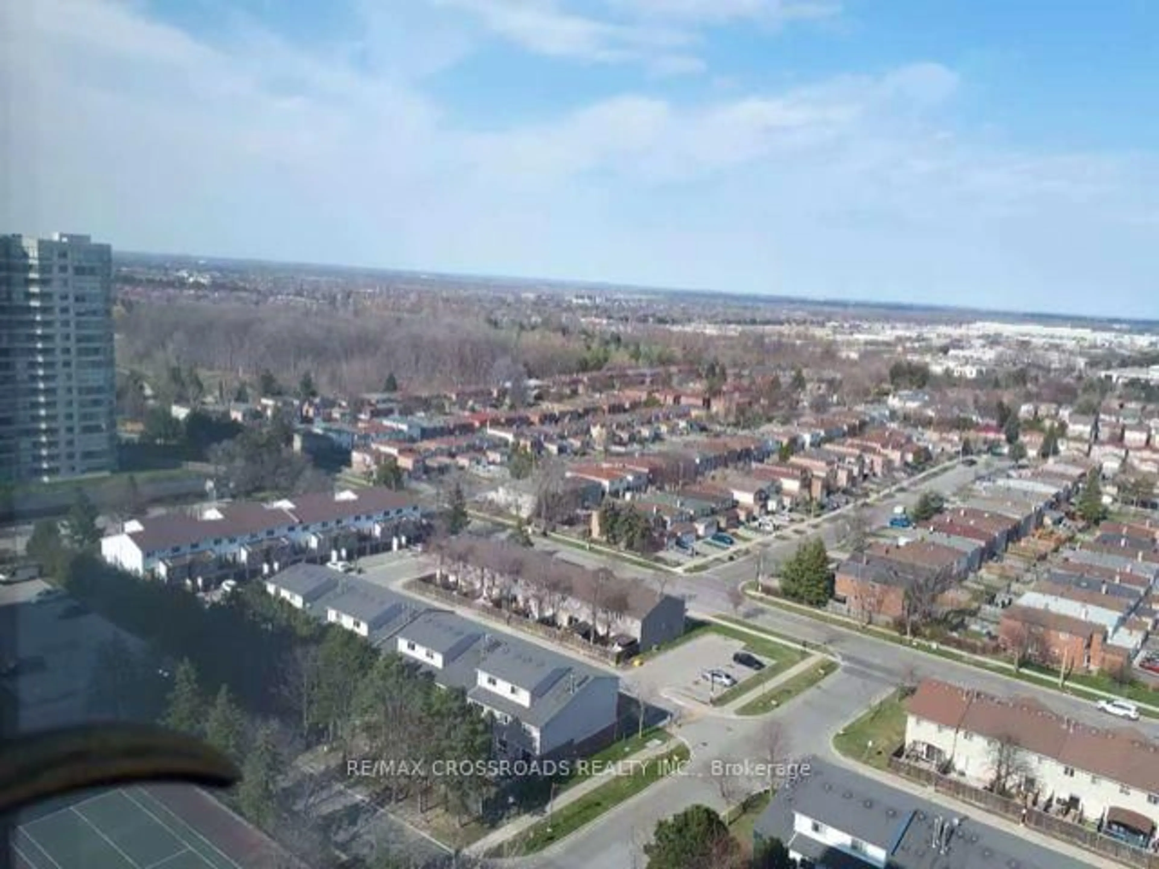 A pic from outside/outdoor area/front of a property/back of a property/a pic from drone, unknown for 80 Alton Towers Circ #1913, Toronto Ontario M1V 5E8