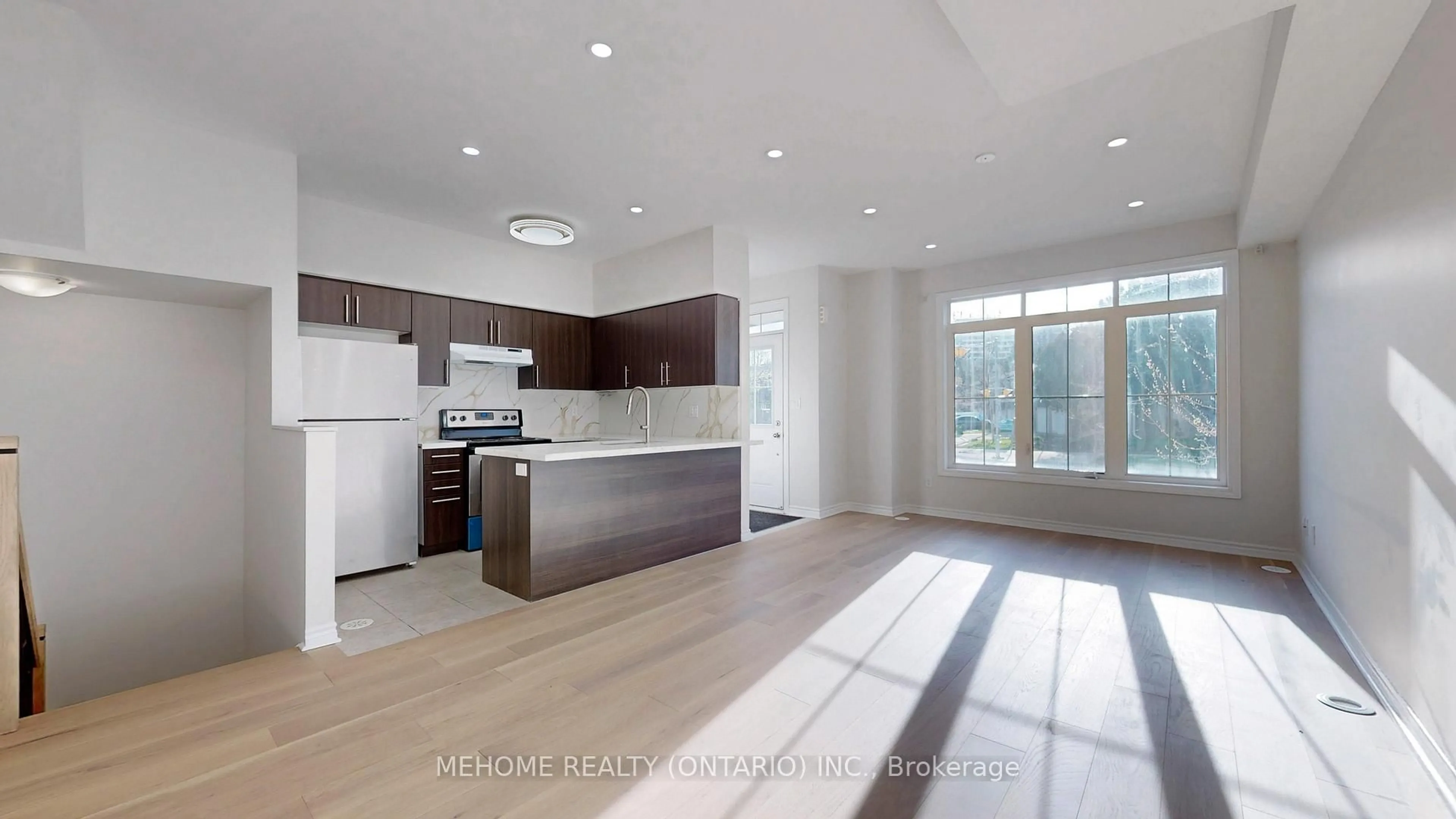 Open concept kitchen, ceramic/tile floor for 1251 Bridletowne Circ #6, Toronto Ontario M1W 1S7