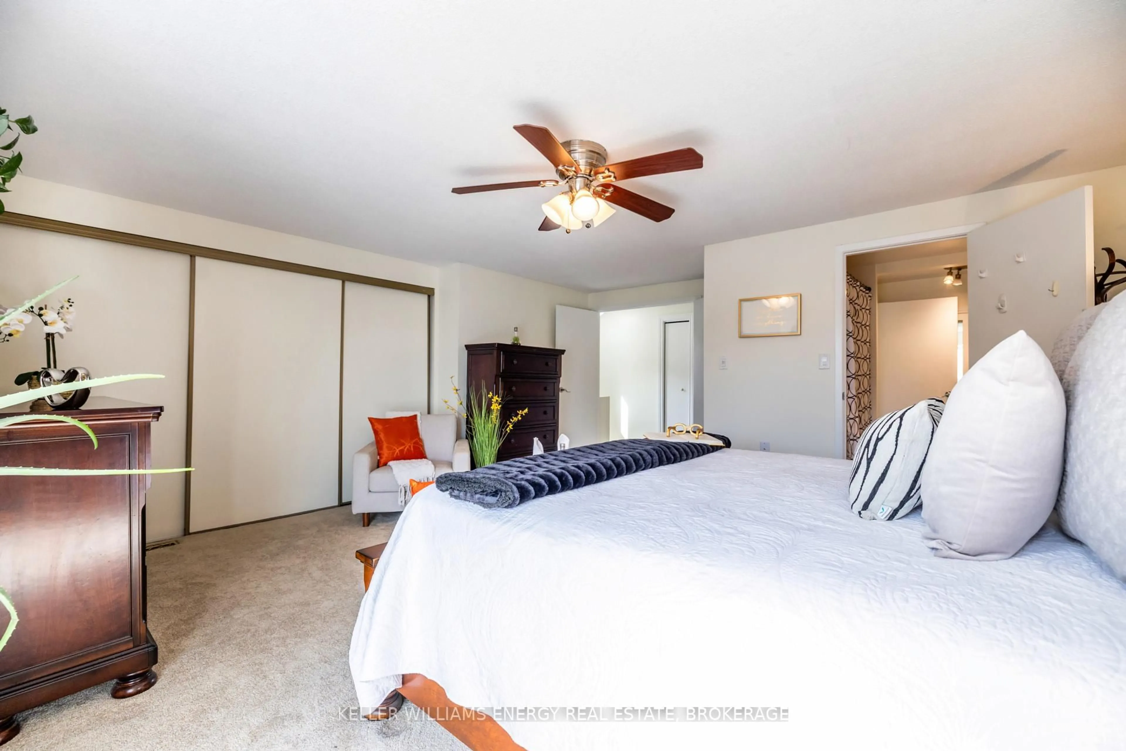 Bedroom with bed, unknown for 107 Bellefontaine St, Toronto Ontario M1S 4E7
