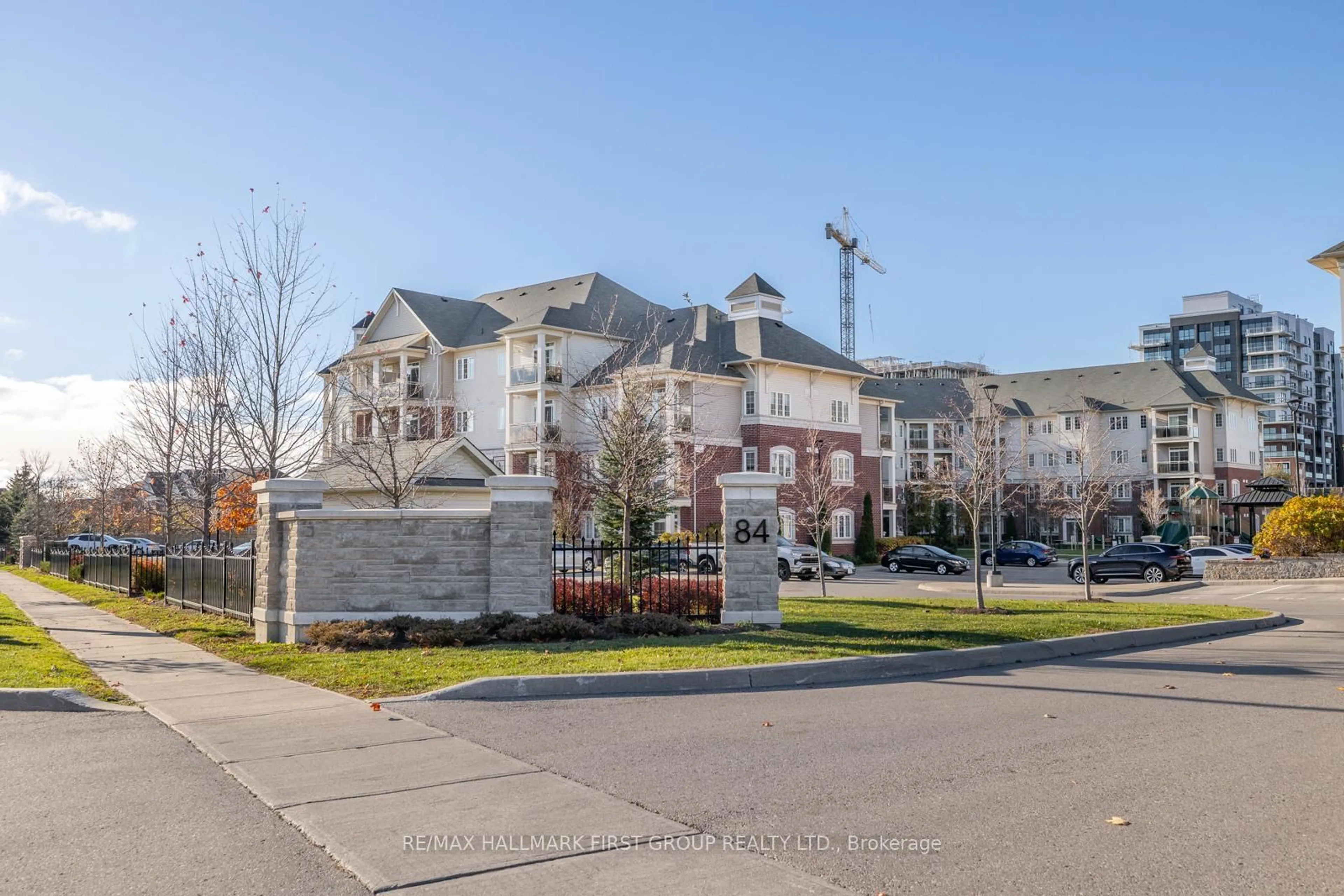 Unknown for 84 Aspen Springs Dr #201, Clarington Ontario L1C 0V3