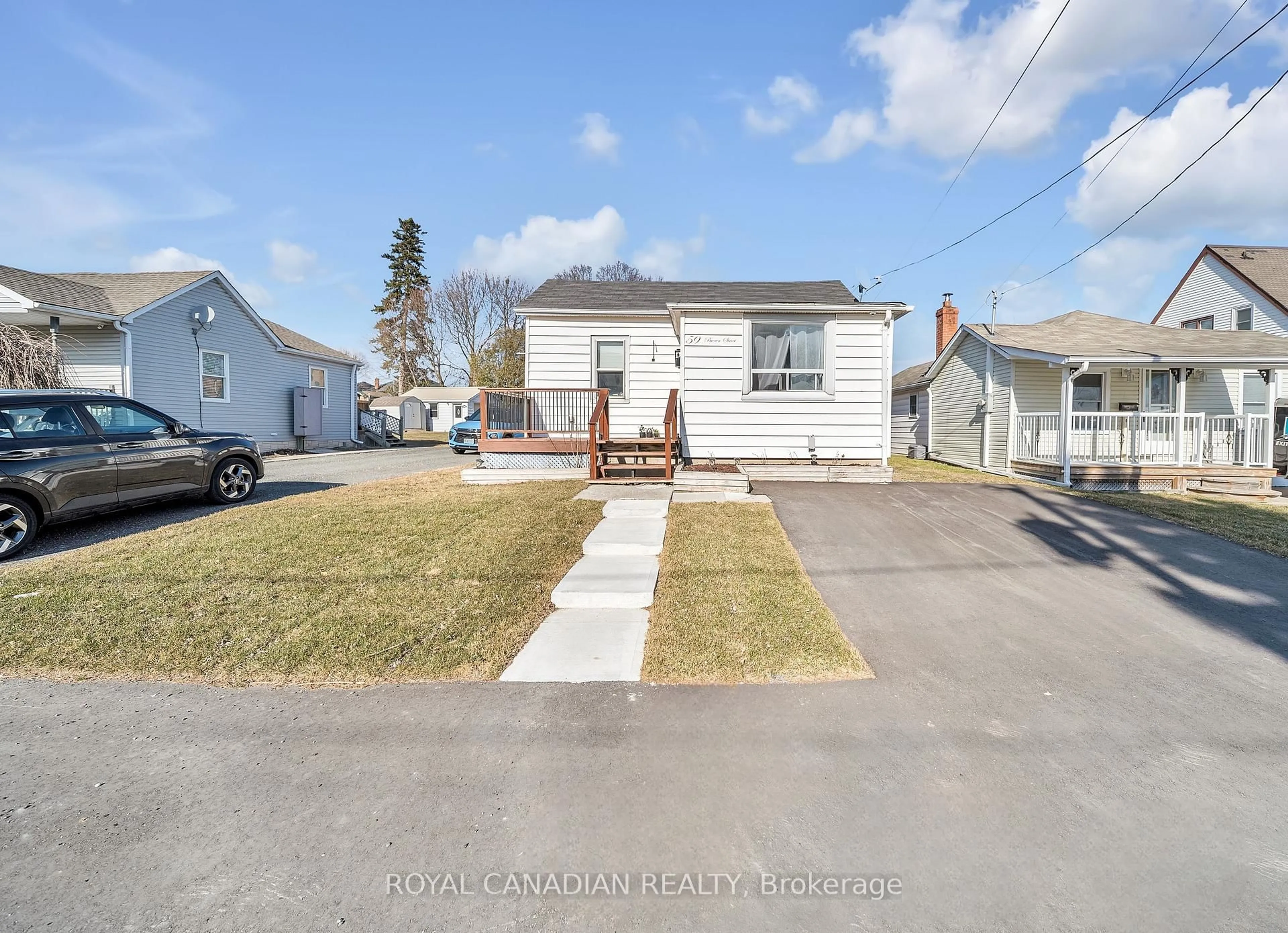 A pic from outside/outdoor area/front of a property/back of a property/a pic from drone, street for 59 Brown St, Clarington Ontario L1C 2R5
