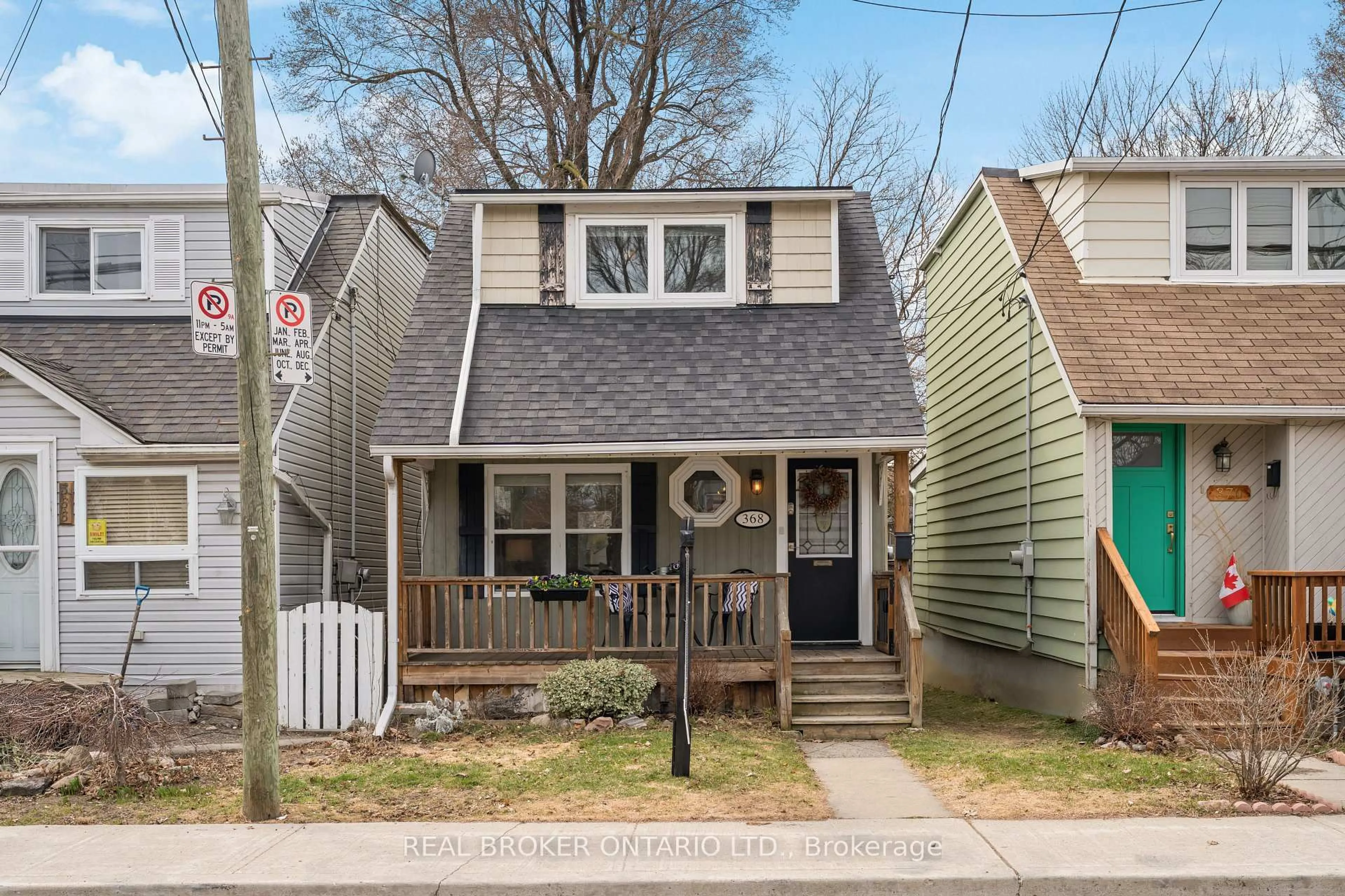 Home with vinyl exterior material, street for 368 Cedarvale Ave, Toronto Ontario M4C 4K6