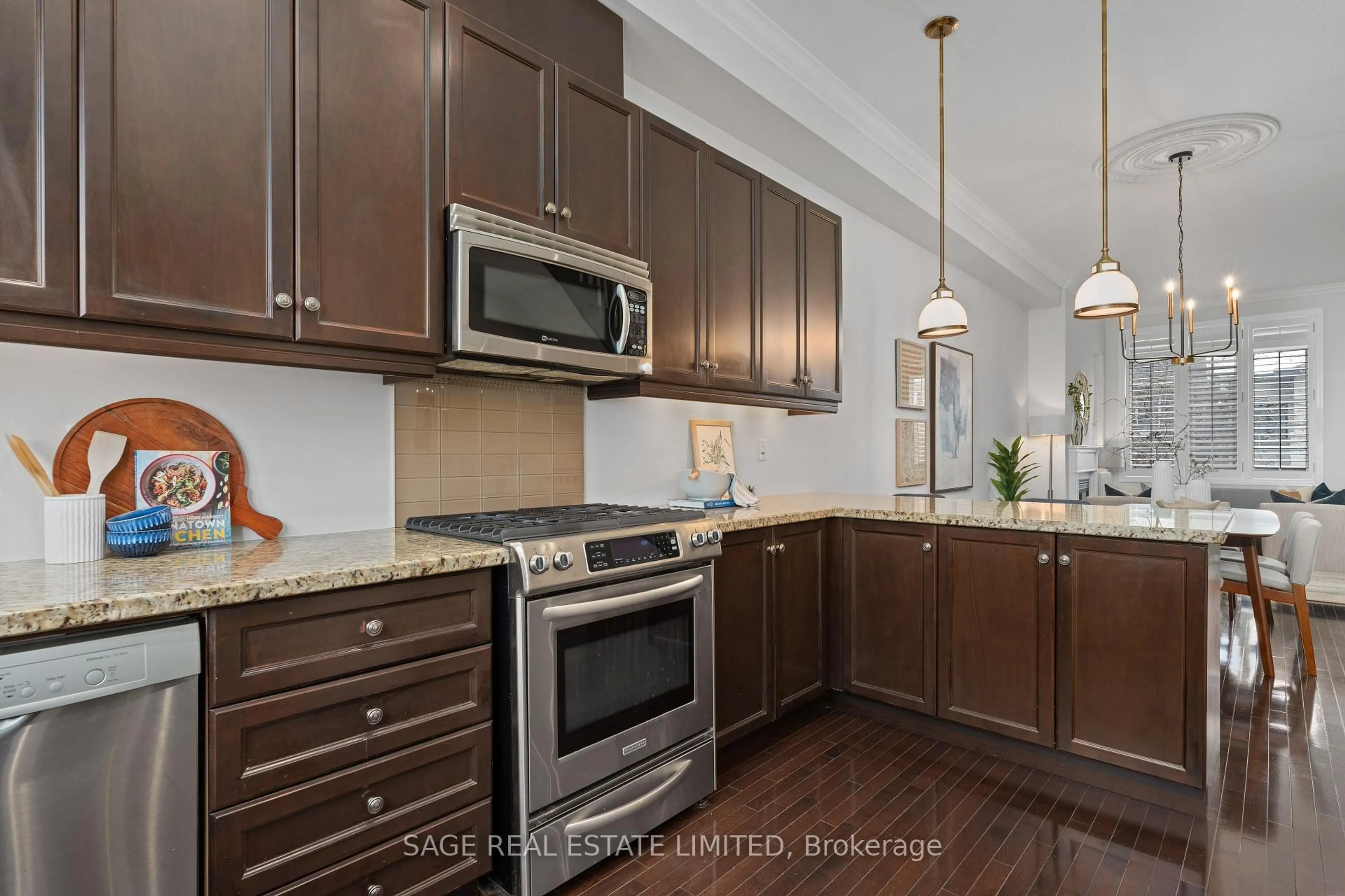 Open concept kitchen, unknown for 5 Tompkins Mews, Toronto Ontario M4L 0A1