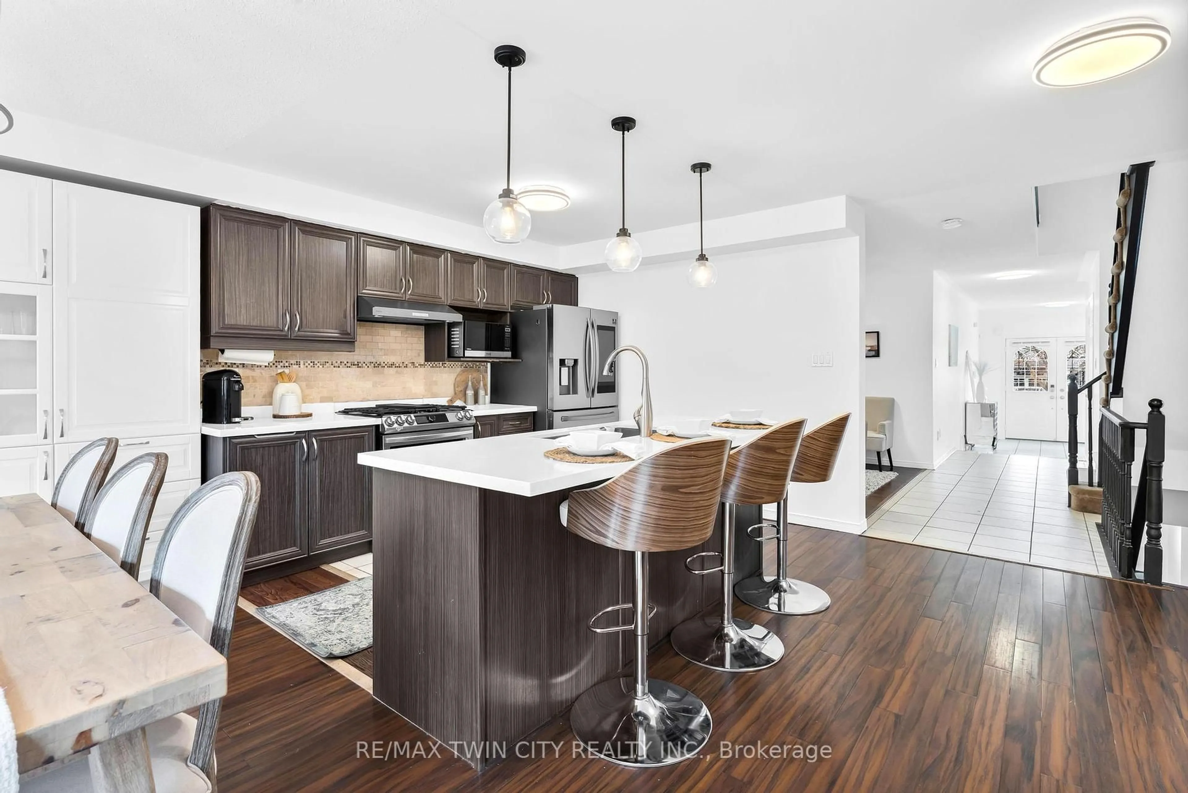 Open concept kitchen, unknown for 95 Bettina Pl, Whitby Ontario L1R 0G1