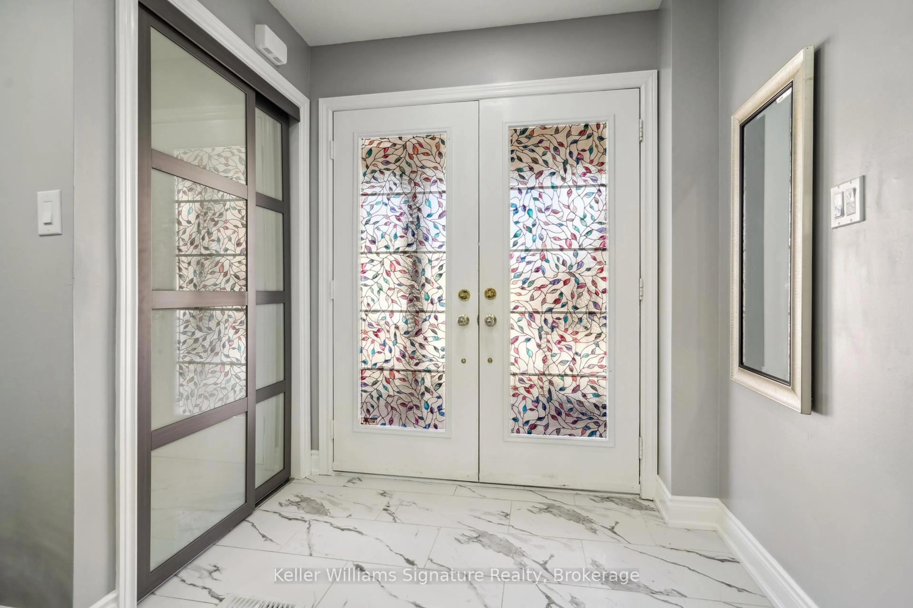 Indoor entryway for 8 Talbotshire St, Ajax Ontario L1S 0A6