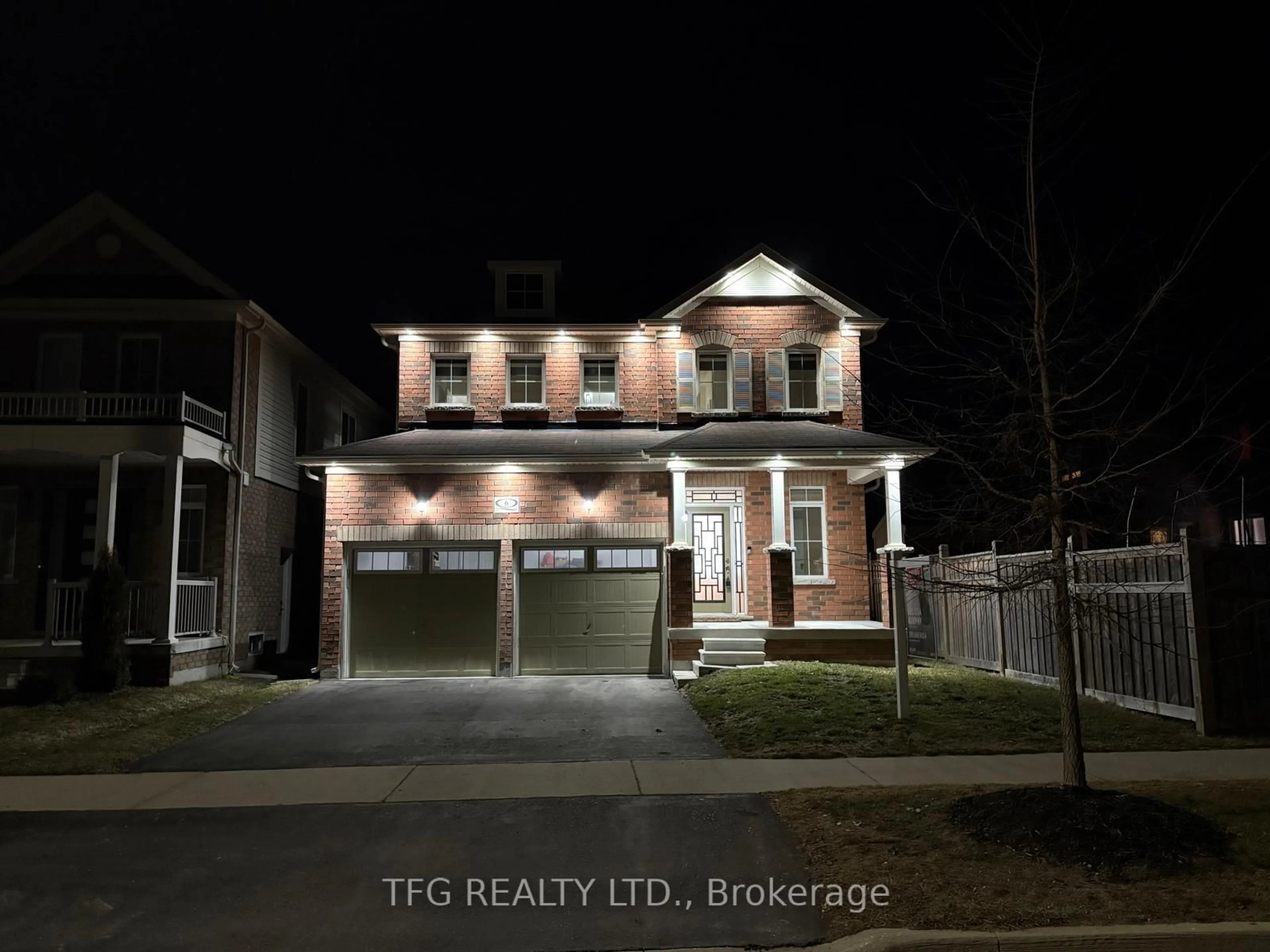 A pic from outside/outdoor area/front of a property/back of a property/a pic from drone, street for 6 Henry Smith Ave, Clarington Ontario L1C 0W2