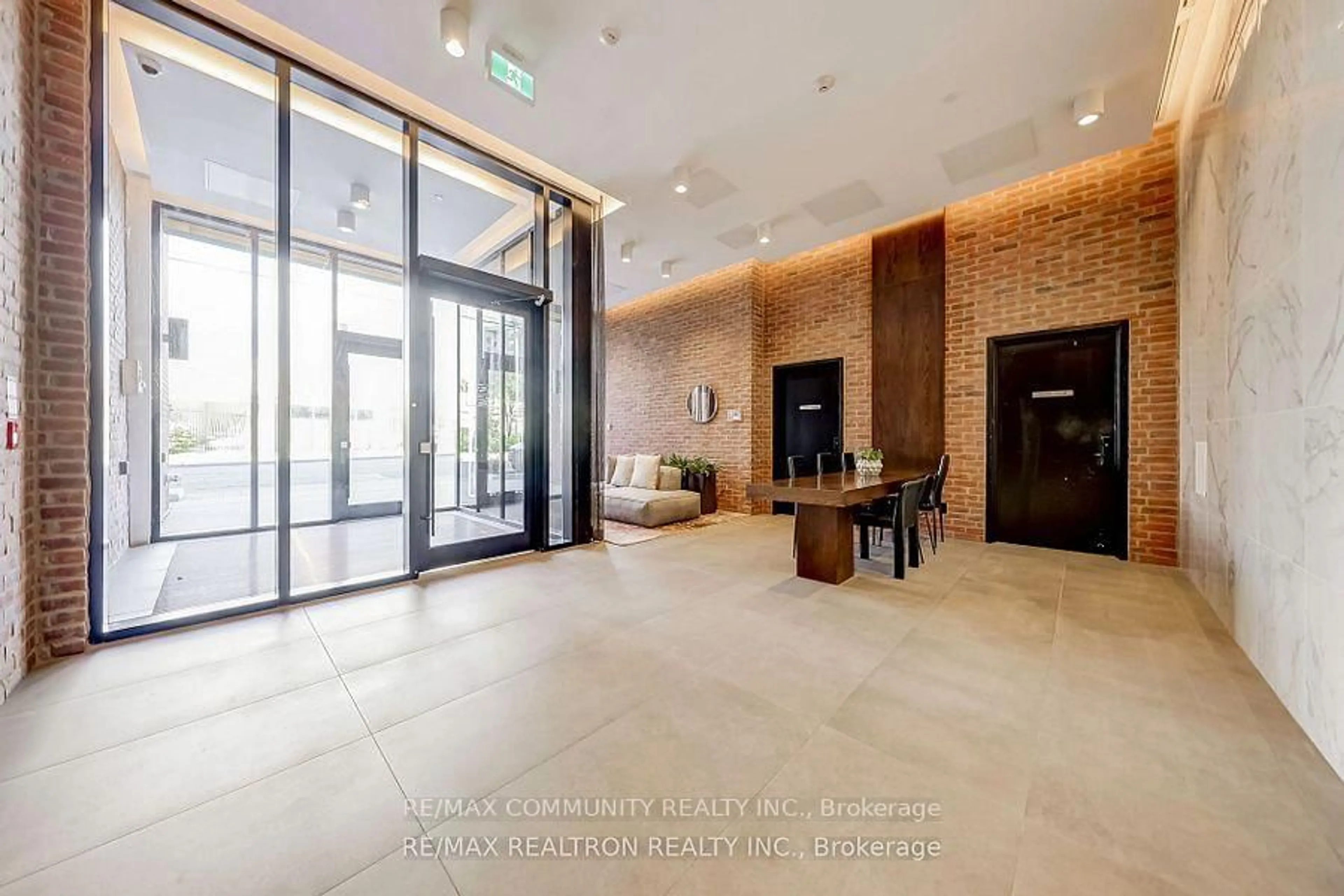 Lobby for 2799 Kingston Rd #709, Toronto Ontario M1M 1N1