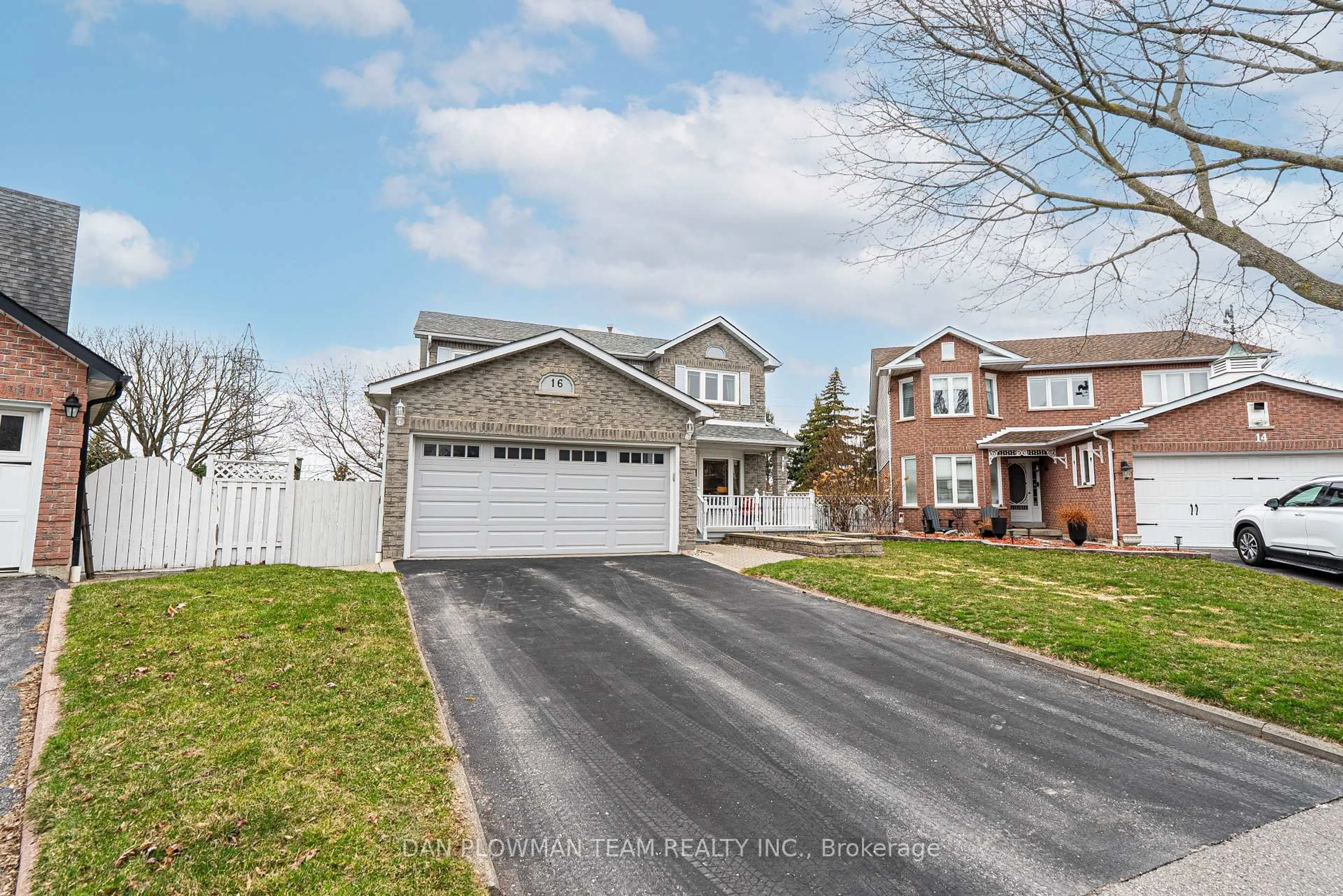 Unknown for 16 Greenview Crt, Whitby Ontario L1N 8J1