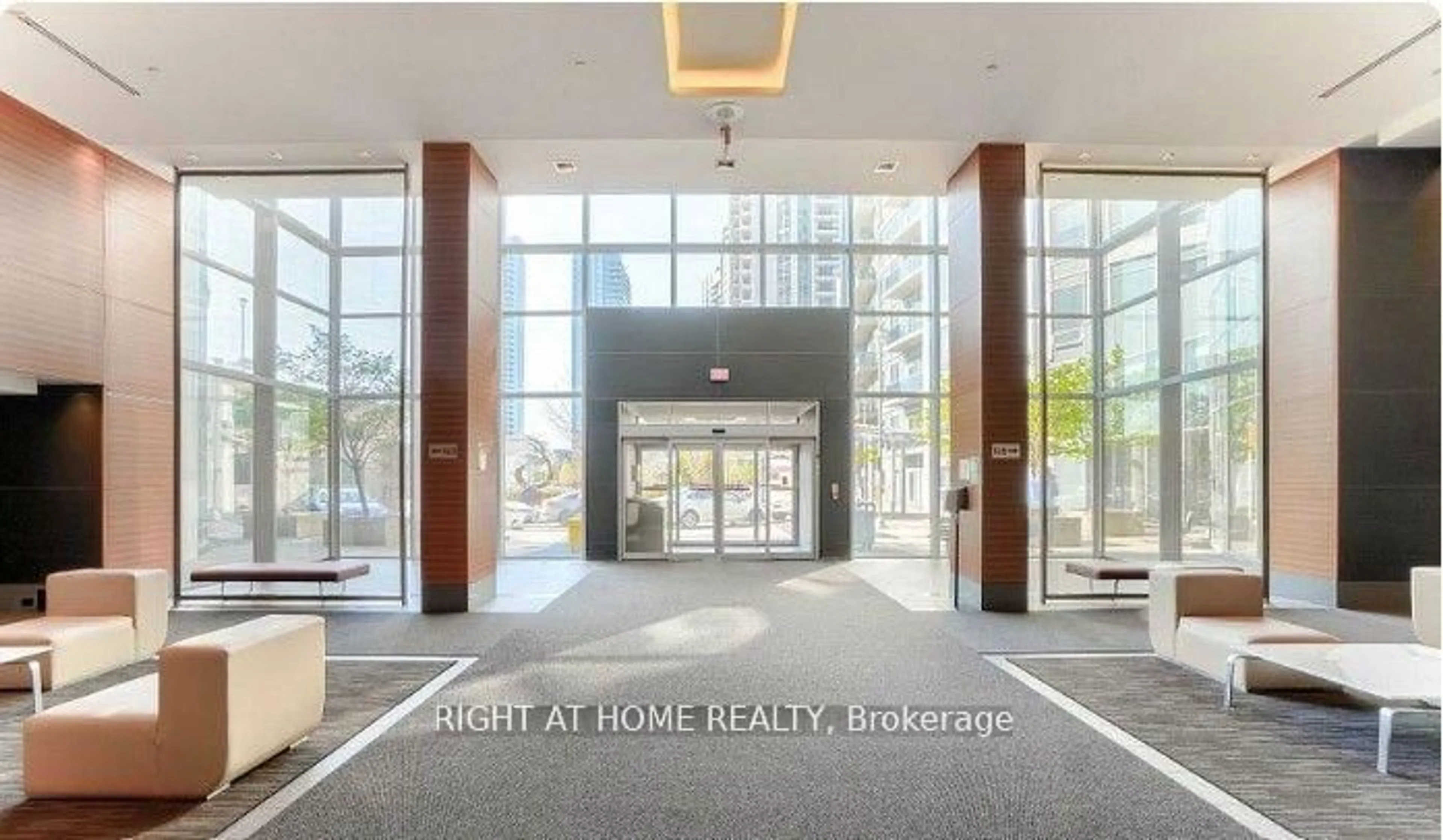 Indoor foyer for 125 Village Green Sq #3703, Toronto Ontario M1S 0G3