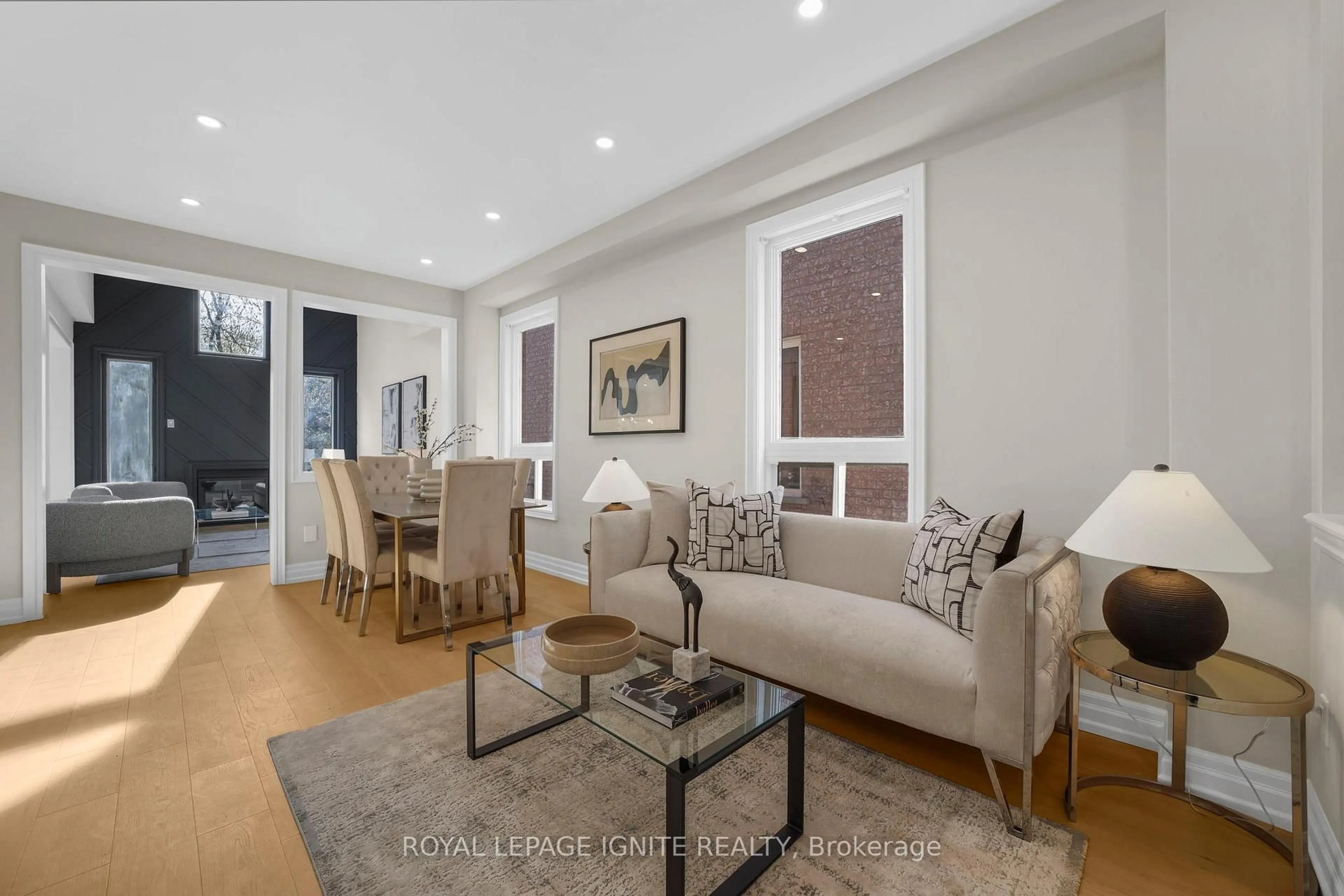 Living room with furniture, unknown for 30 Blackbird Gate, Toronto Ontario M1B 6B2