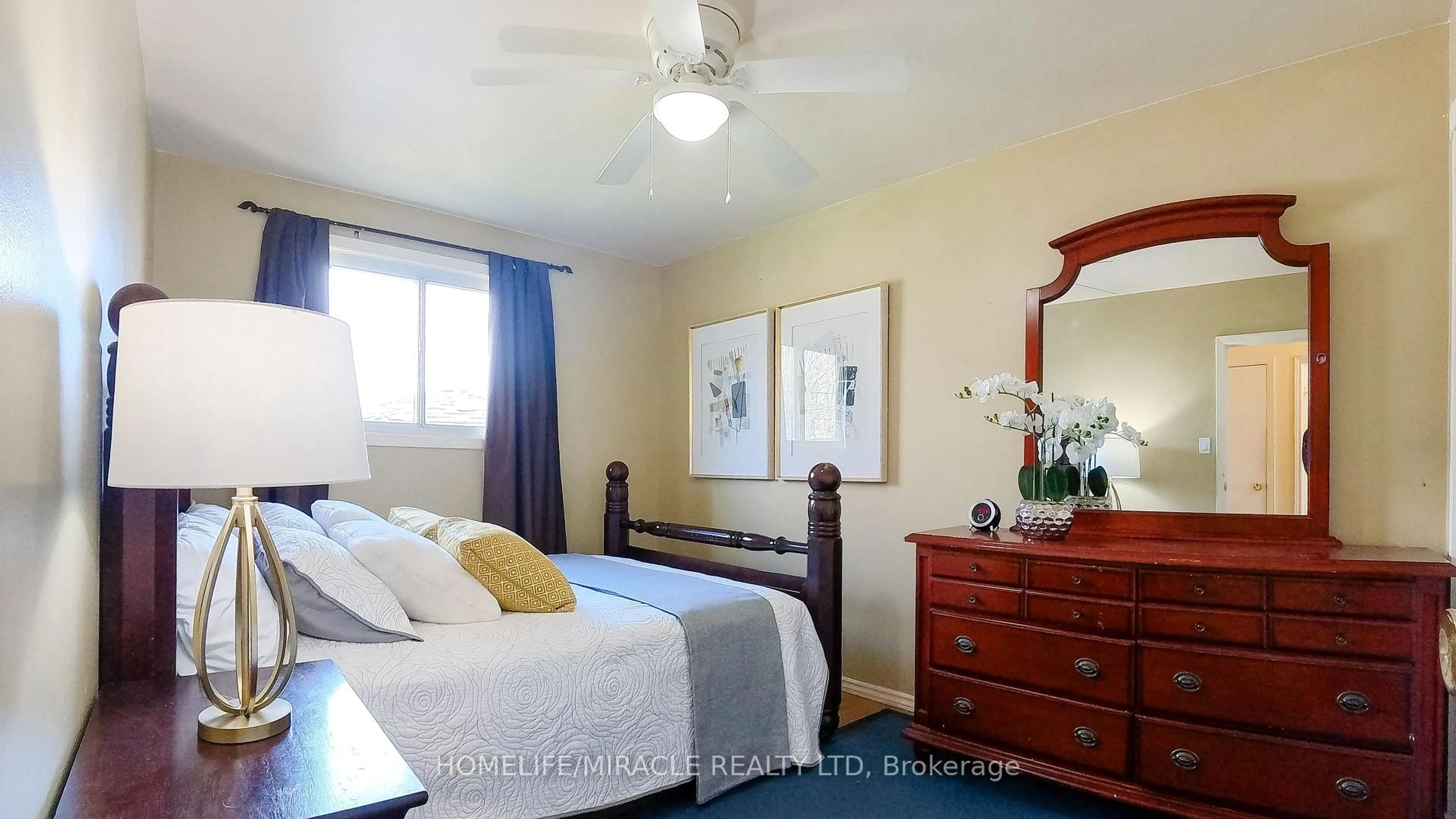 Bedroom with bed, wood/laminate floor for 897 Antonio St St, Pickering Ontario L1W 1T4