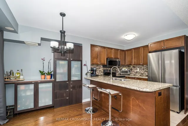 Additional property image - 655 D Warden Ave Unit 68