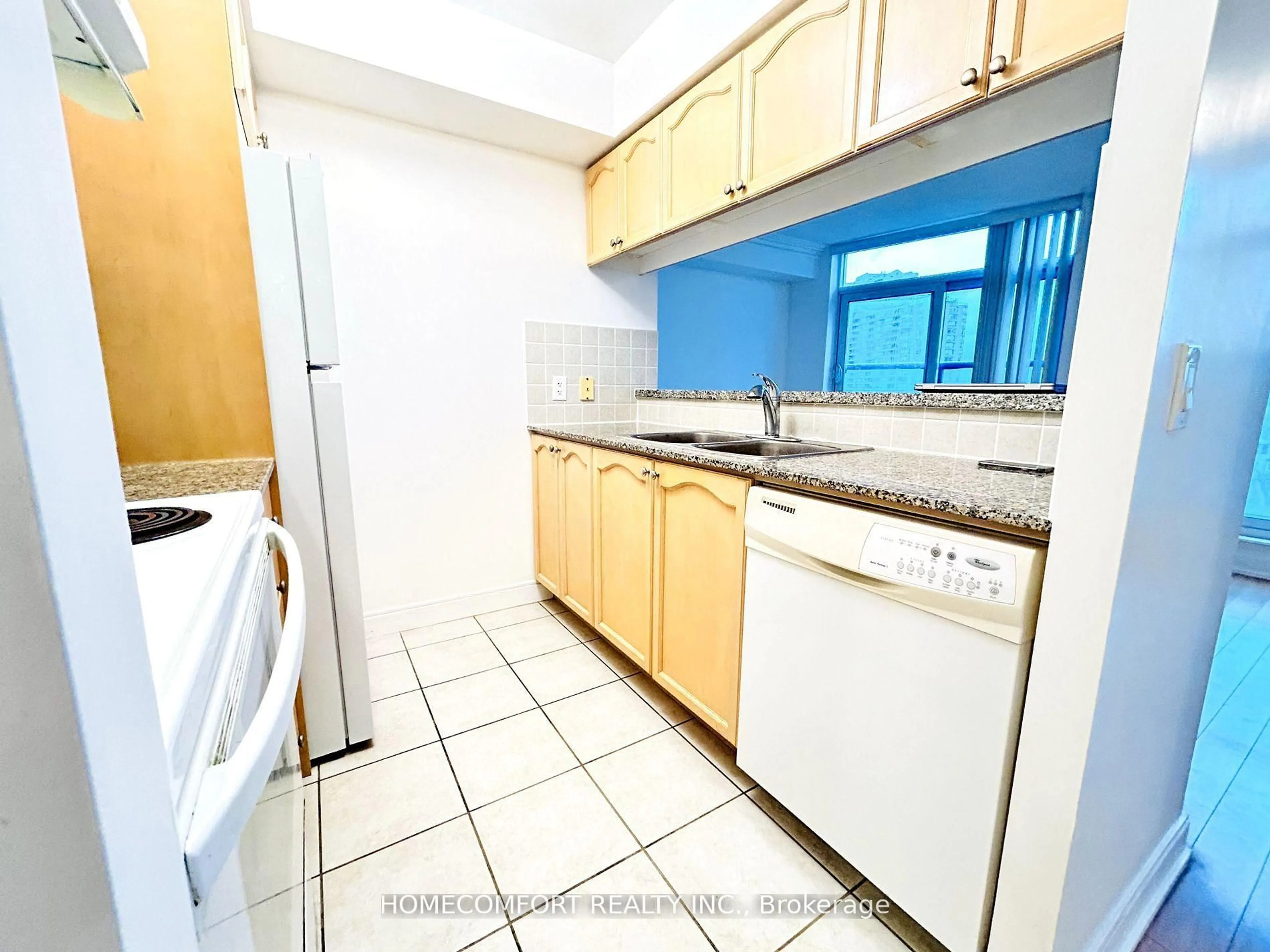 Standard kitchen, unknown for 238 Bonis Ave #823, Toronto Ontario M1T 3W7