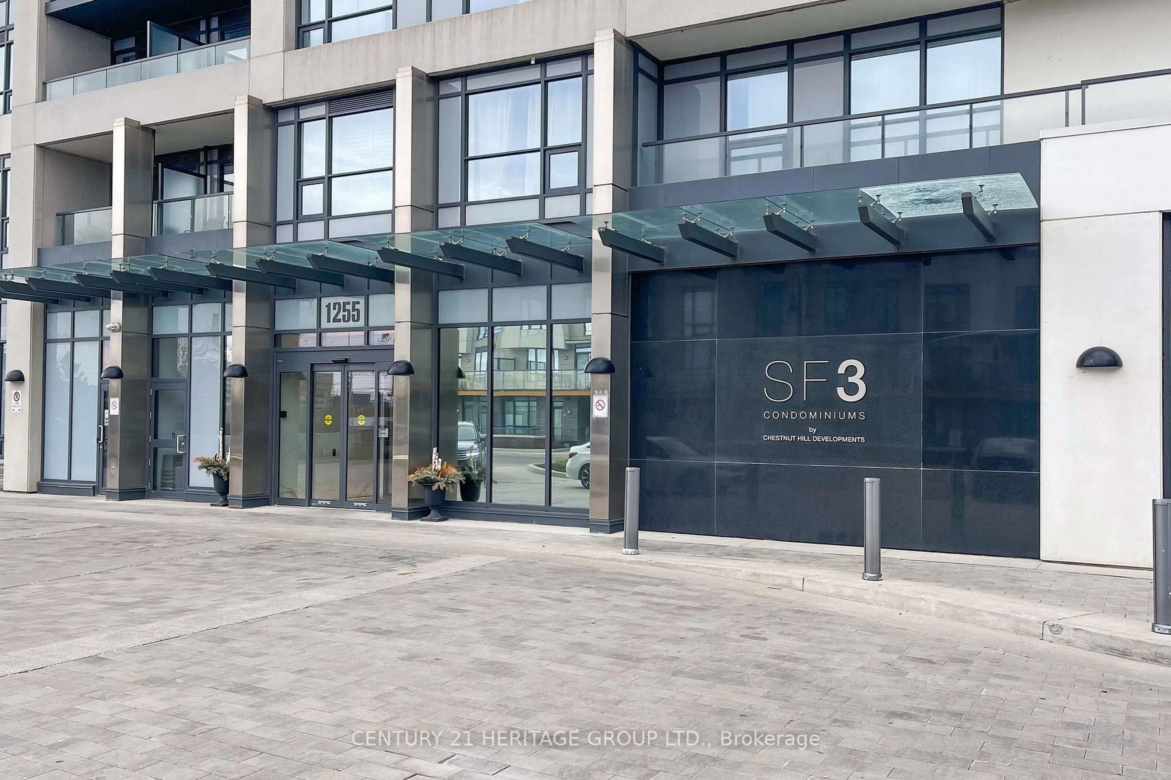 Indoor foyer for 1255 BAYLY St #1504, Pickering Ontario L1W 0B5