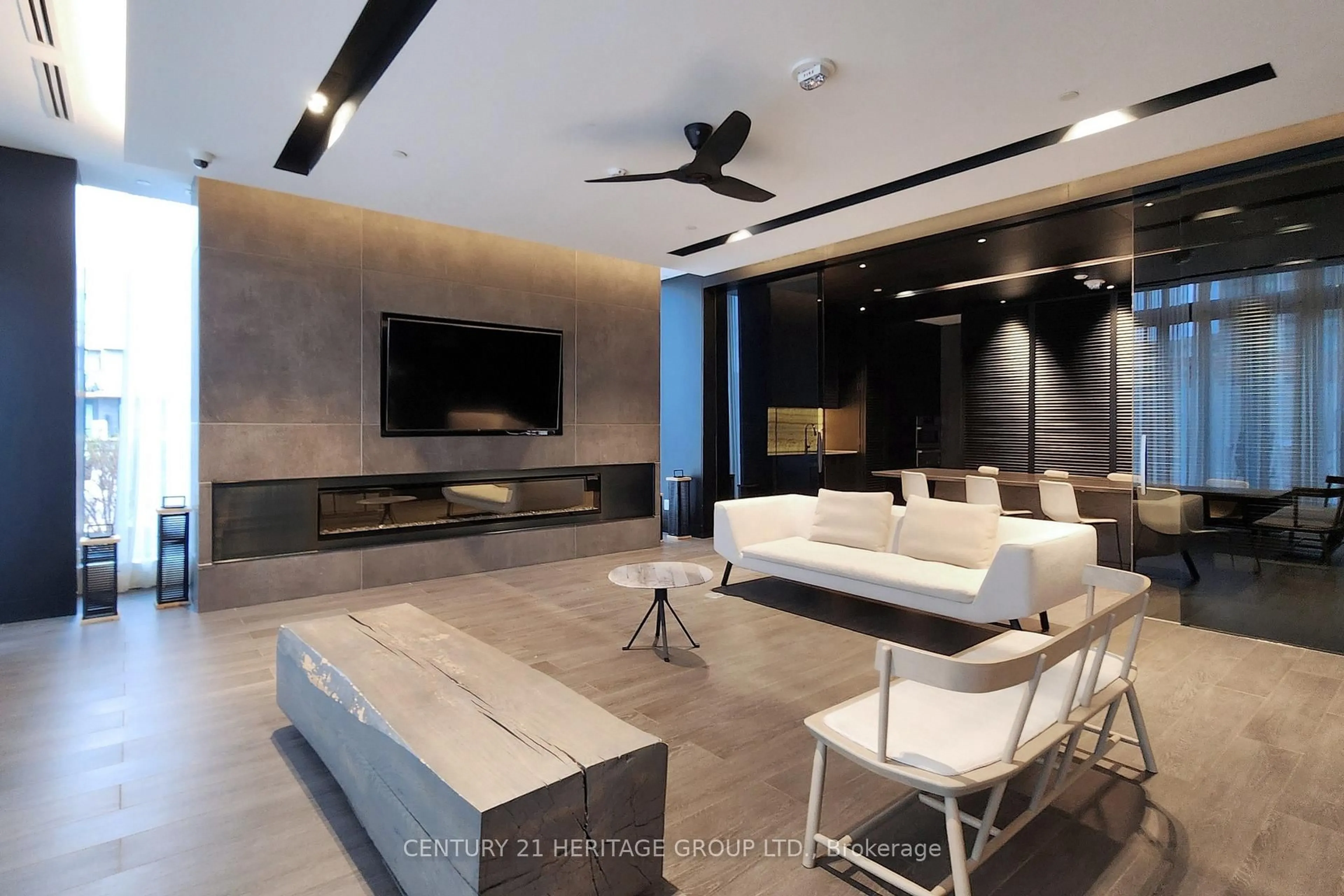 Home theater for 1255 BAYLY St #1504, Pickering Ontario L1W 0B5