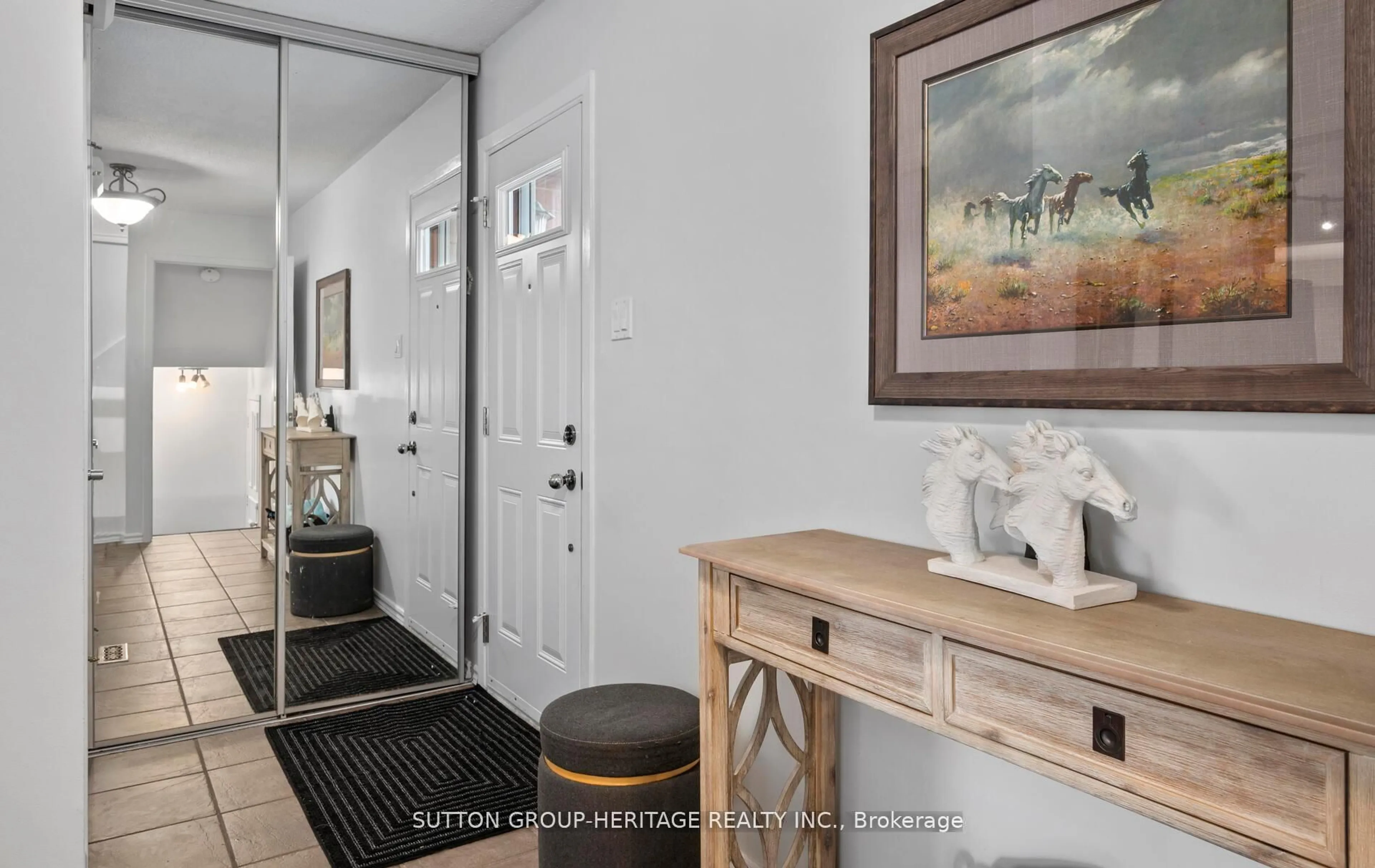 Indoor entryway for 2 Cook Lane #23, Ajax Ontario L1S 3N6