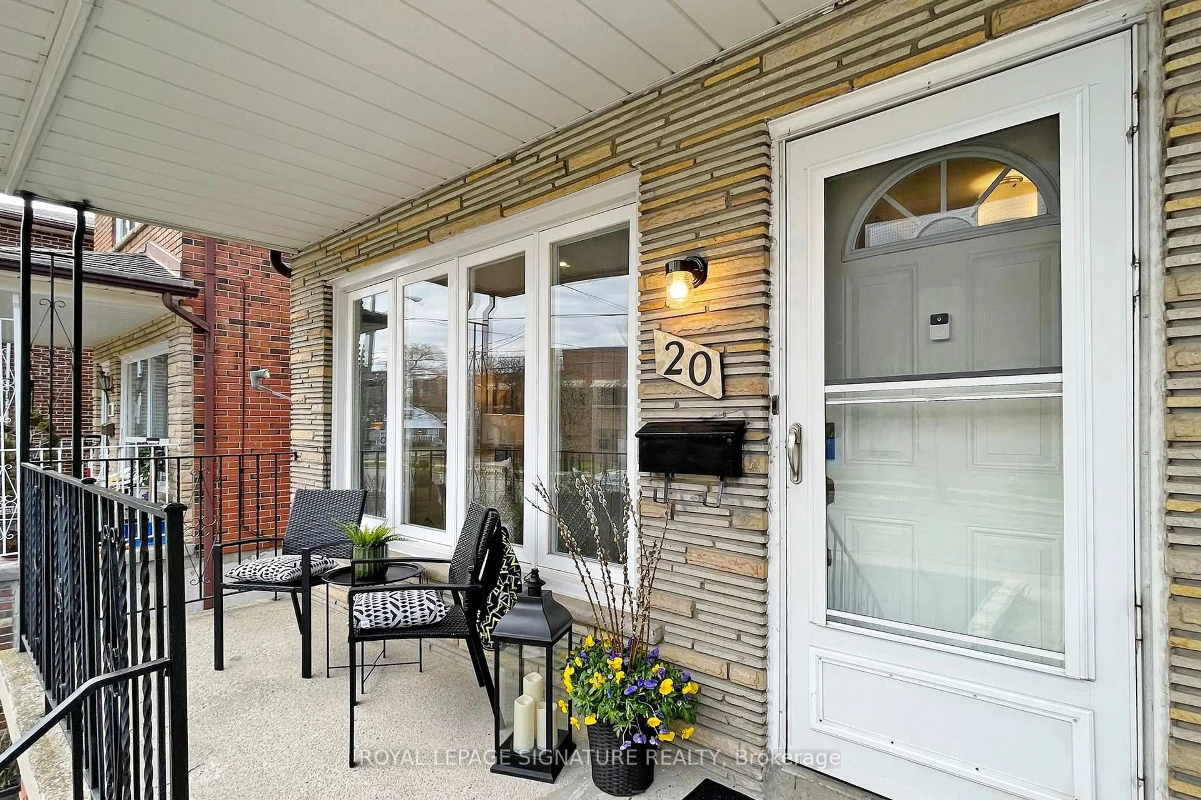Patio, street for 20 Newport Ave, Toronto Ontario M1L 1H8